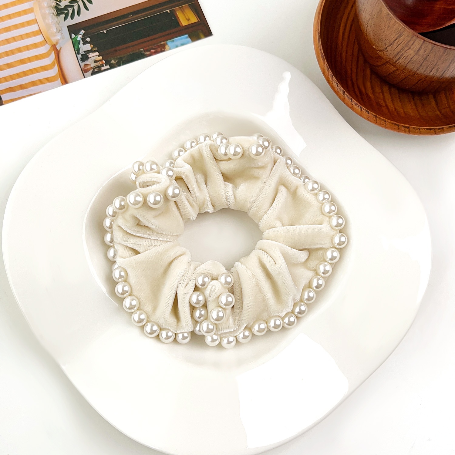 Women's Elegant Pearl Hair Ties For Styling French Velvet Bands