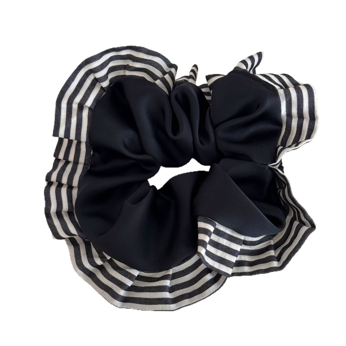 Women's Sweet Satin Ruffle Scrunchie Hair Tie For Daily Wear Striped Pattern