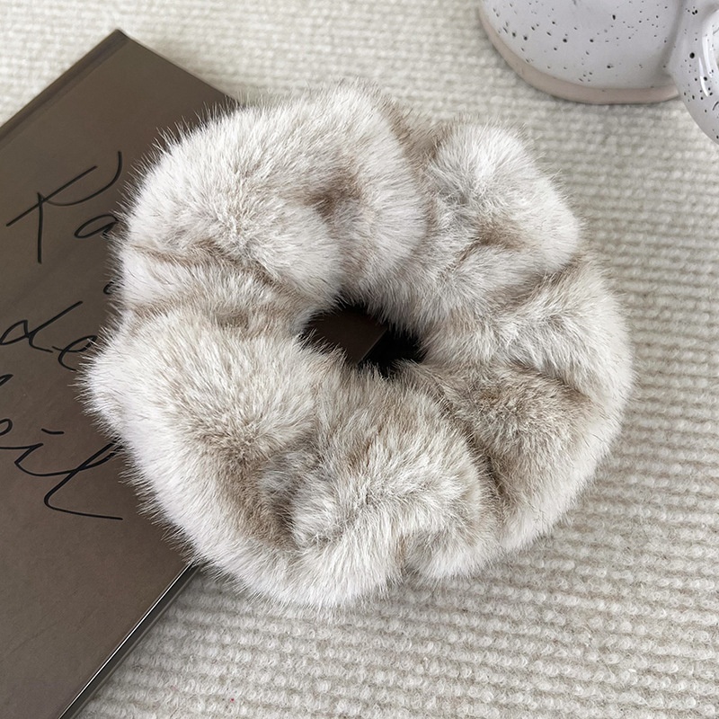 Women's Retro Imitation Mink Plush Daily Hair Scrunchie Solid Color