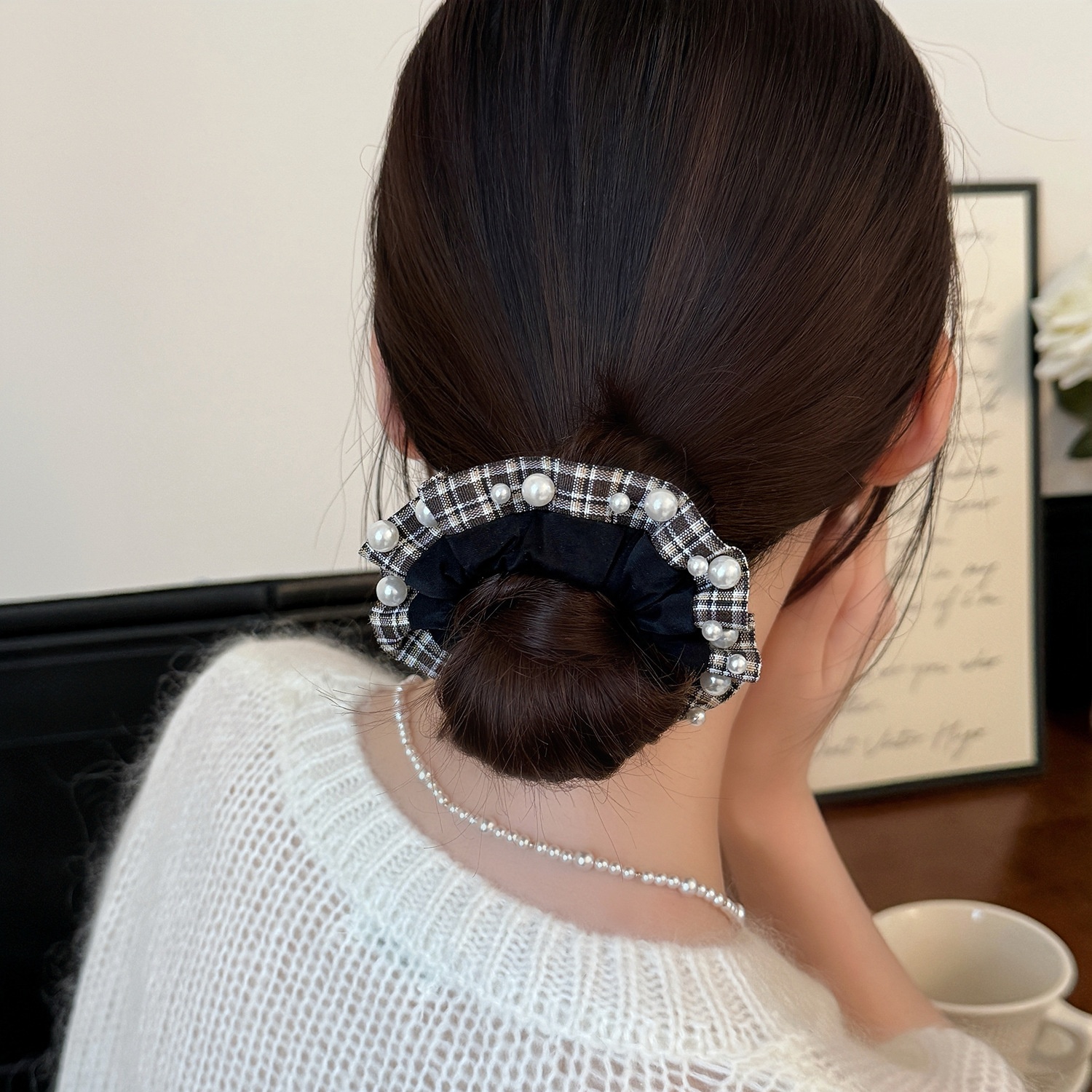 Women's Elegant Pearl Pleated Fabric Mini Hair Ties Checkered Pattern