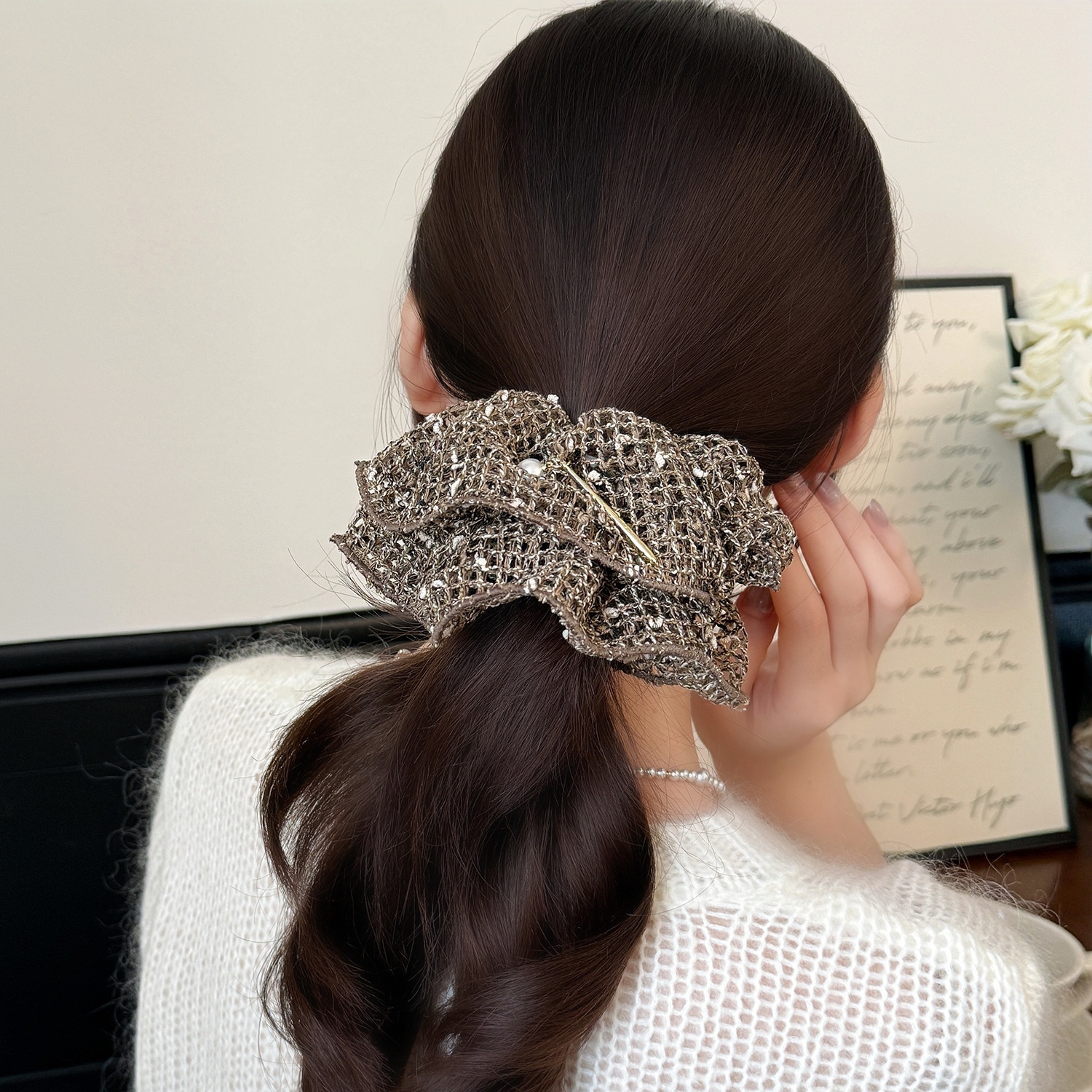 Women's Elegant Knitted Pearl Bun Hair Ties Hollow Pearl Design