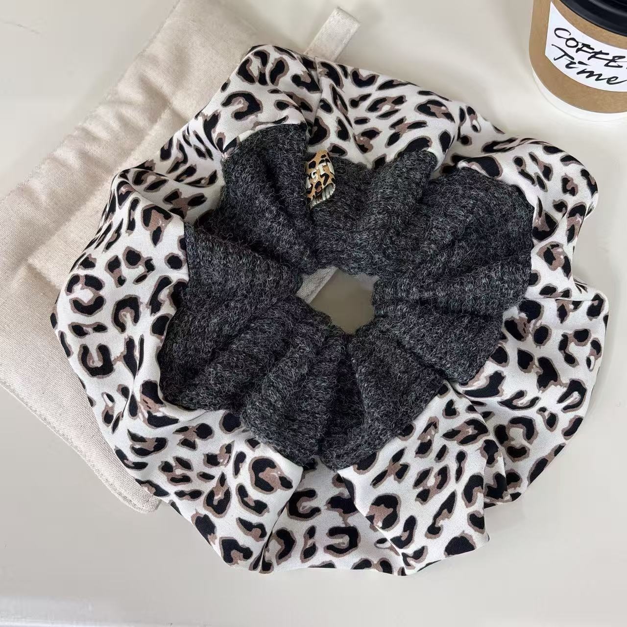 Women's Winter Knitted Elastic Hair Bands Retro Leopard Spotted