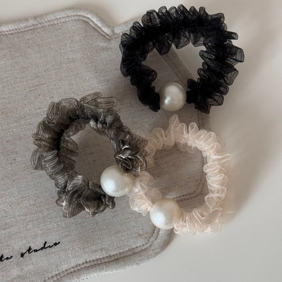 Women's Elegant Pearl Gauze Summer Hair Scrunchie Black Grey Beige