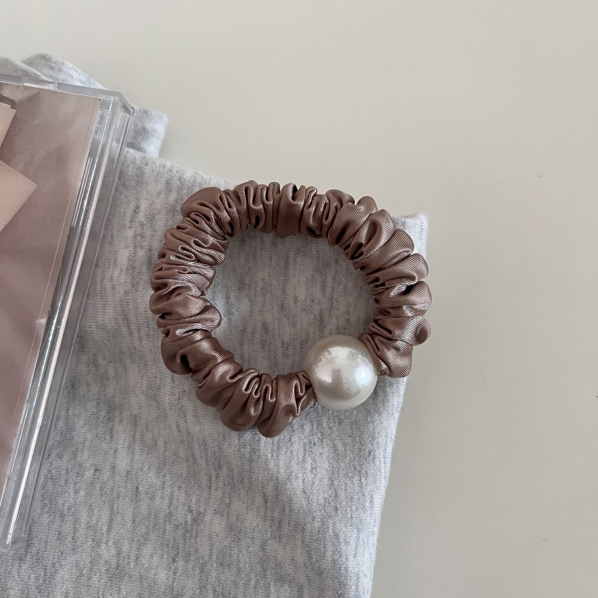 Women's Simple Artificial Pearl Hair Tie Spring Accessory Black