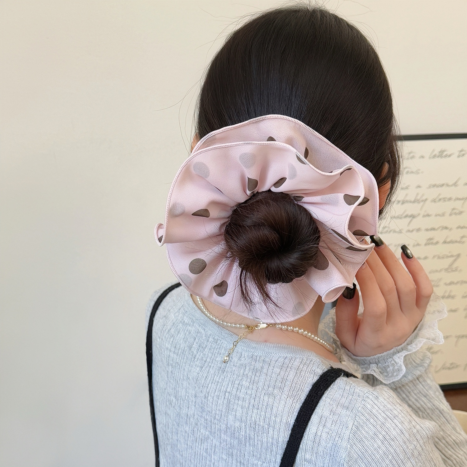 Women's Spring Everyday Cloth Hair Scrunchie Pink Purple Polka Dots