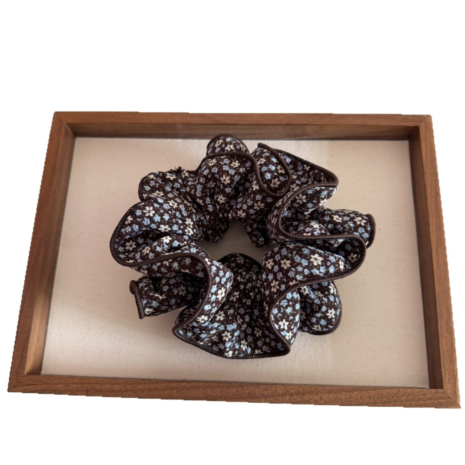 Women's Retro Ditsy Floral Cloth Hair Tie, Black Spring Hair Accessory