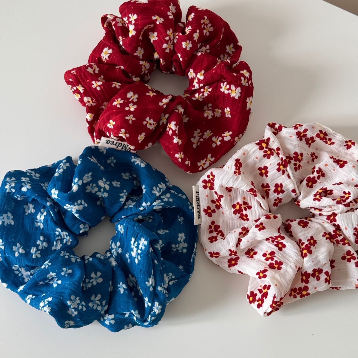 Women's Versatile Fabric Scrunchie Hair Ties For Ponytails Floral Print