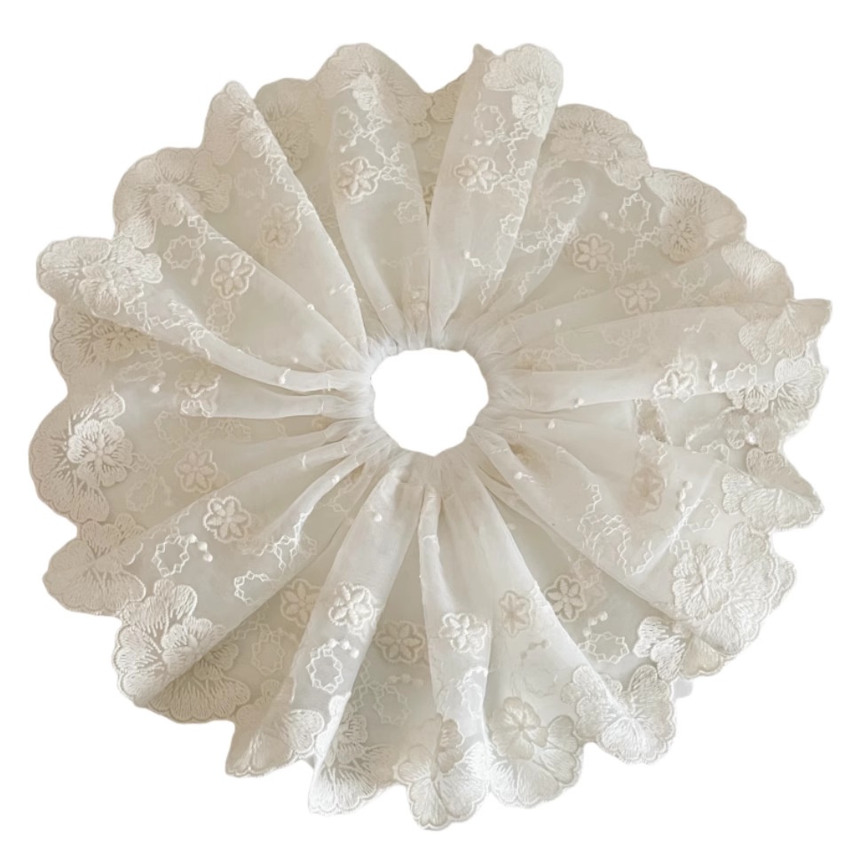 Women's French Ballet Lace Hair Scrunchie Beige Ditsy Floral Patchwork