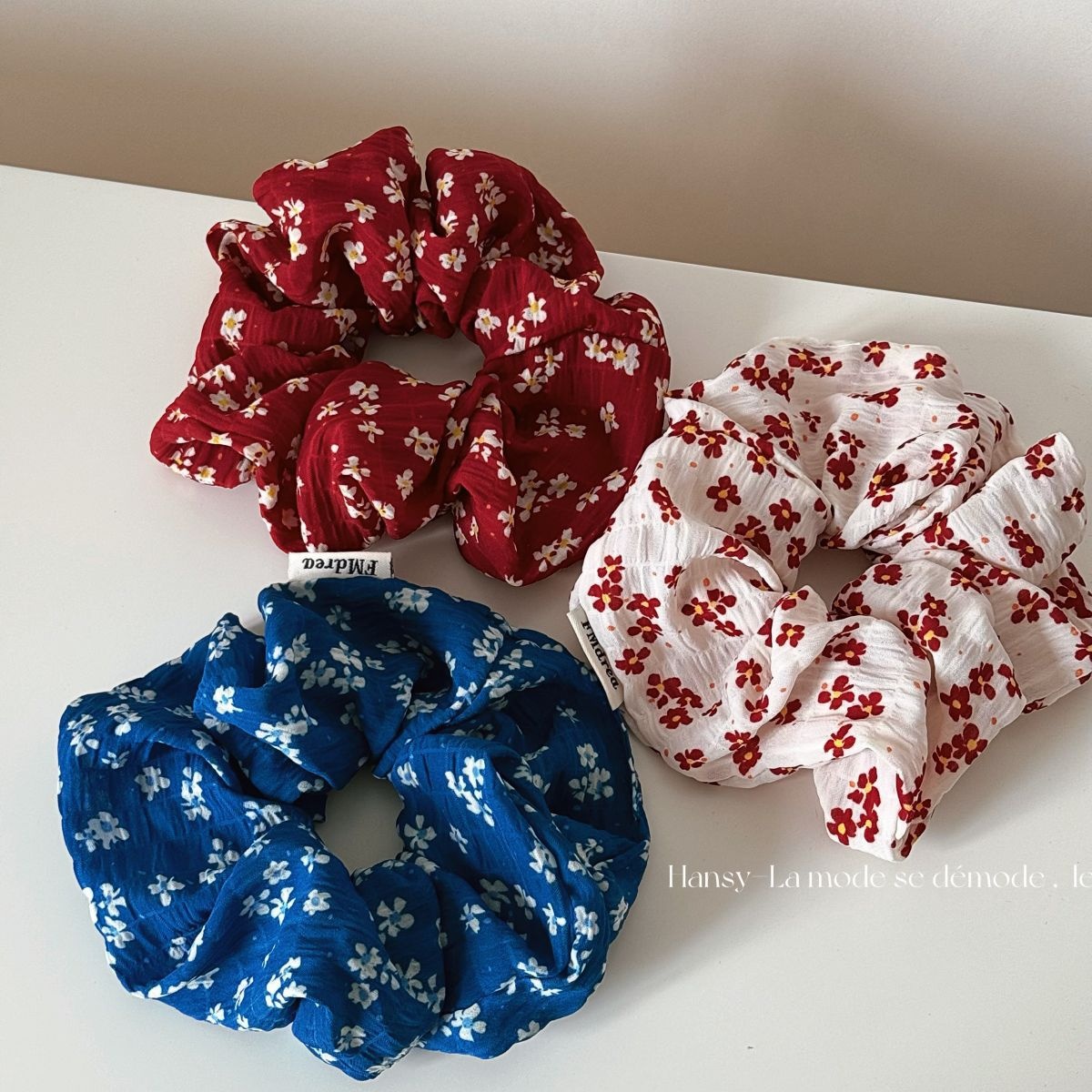 Women's Versatile Fabric Scrunchie Hair Ties For Ponytails Floral Print