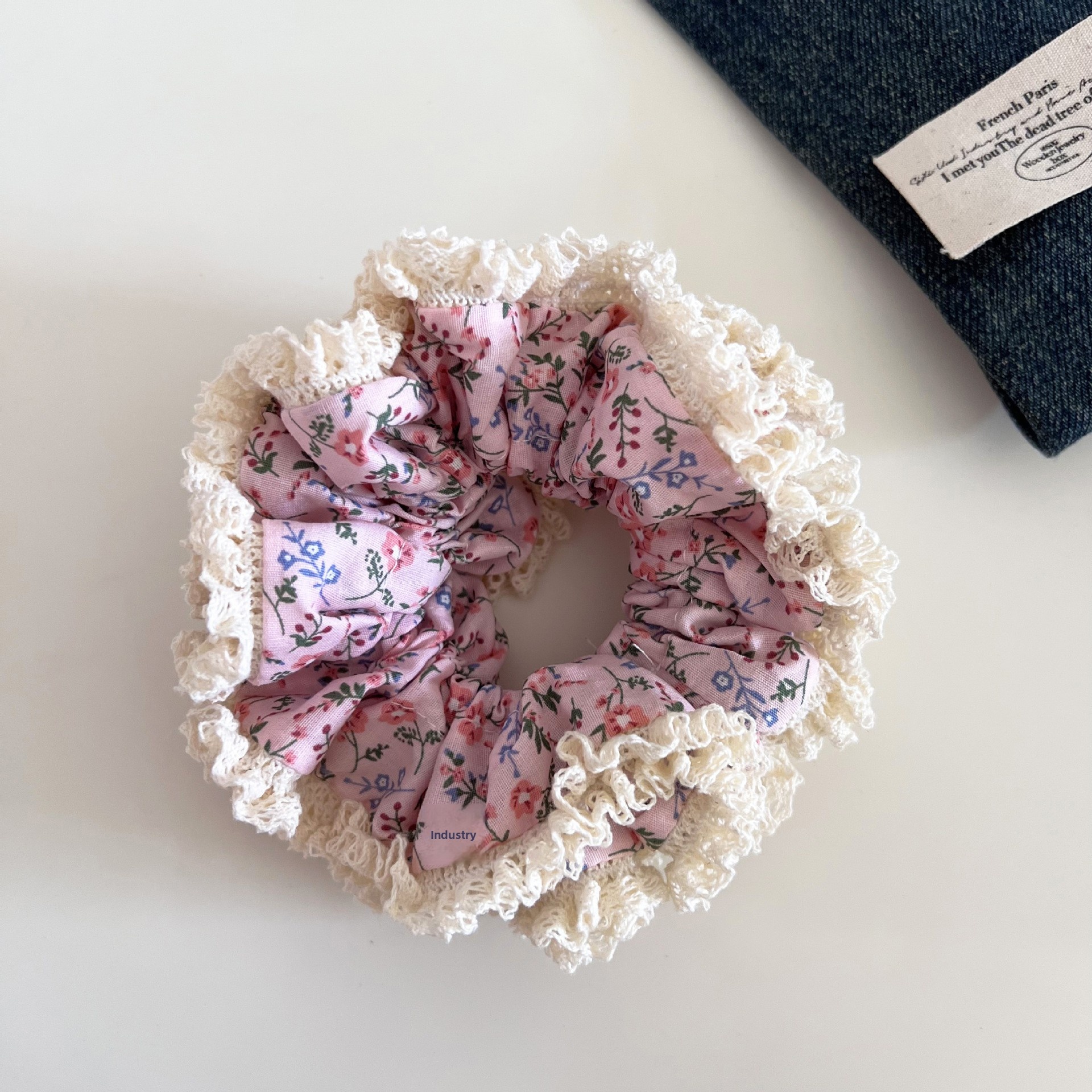 Women's Voluminous Cloth Bun Hair Tie Retro Ditsy Lace Floral