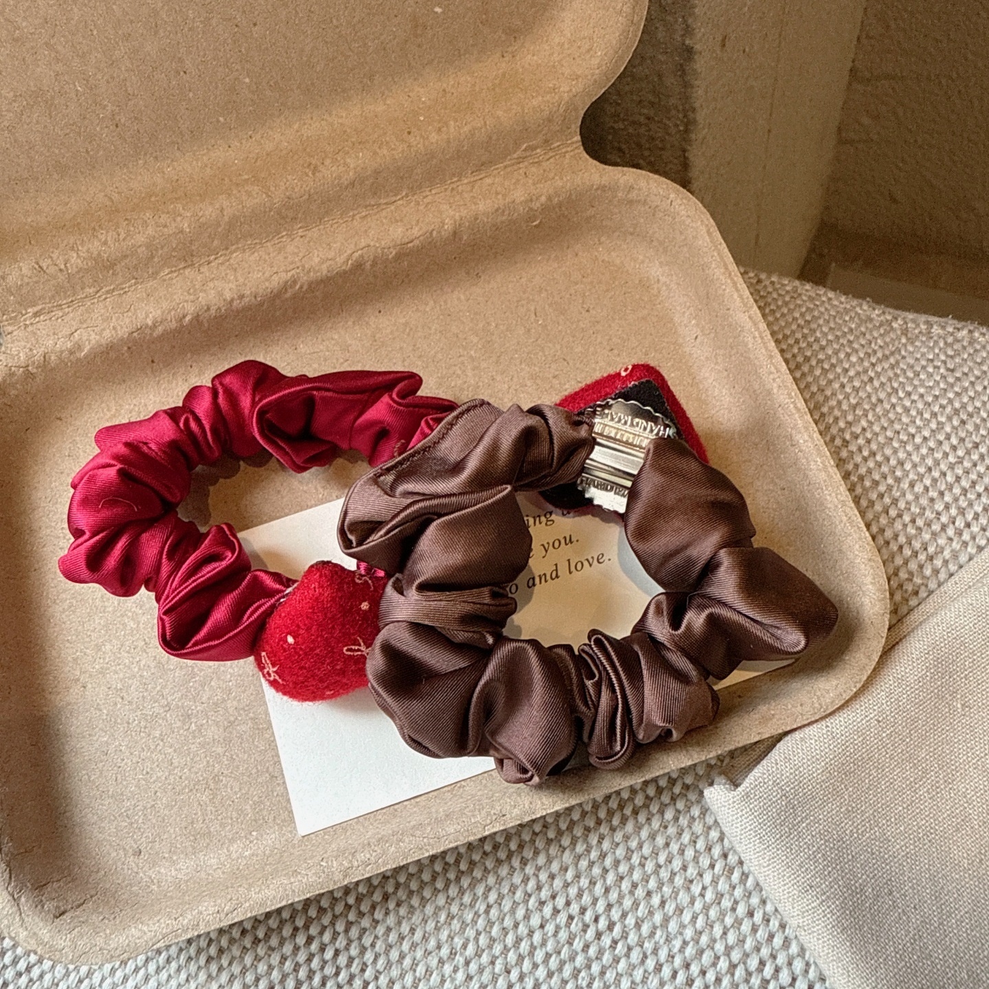 Women's Vintage Satin Ponytail Hairband Red Heart Shaped Bow Knot