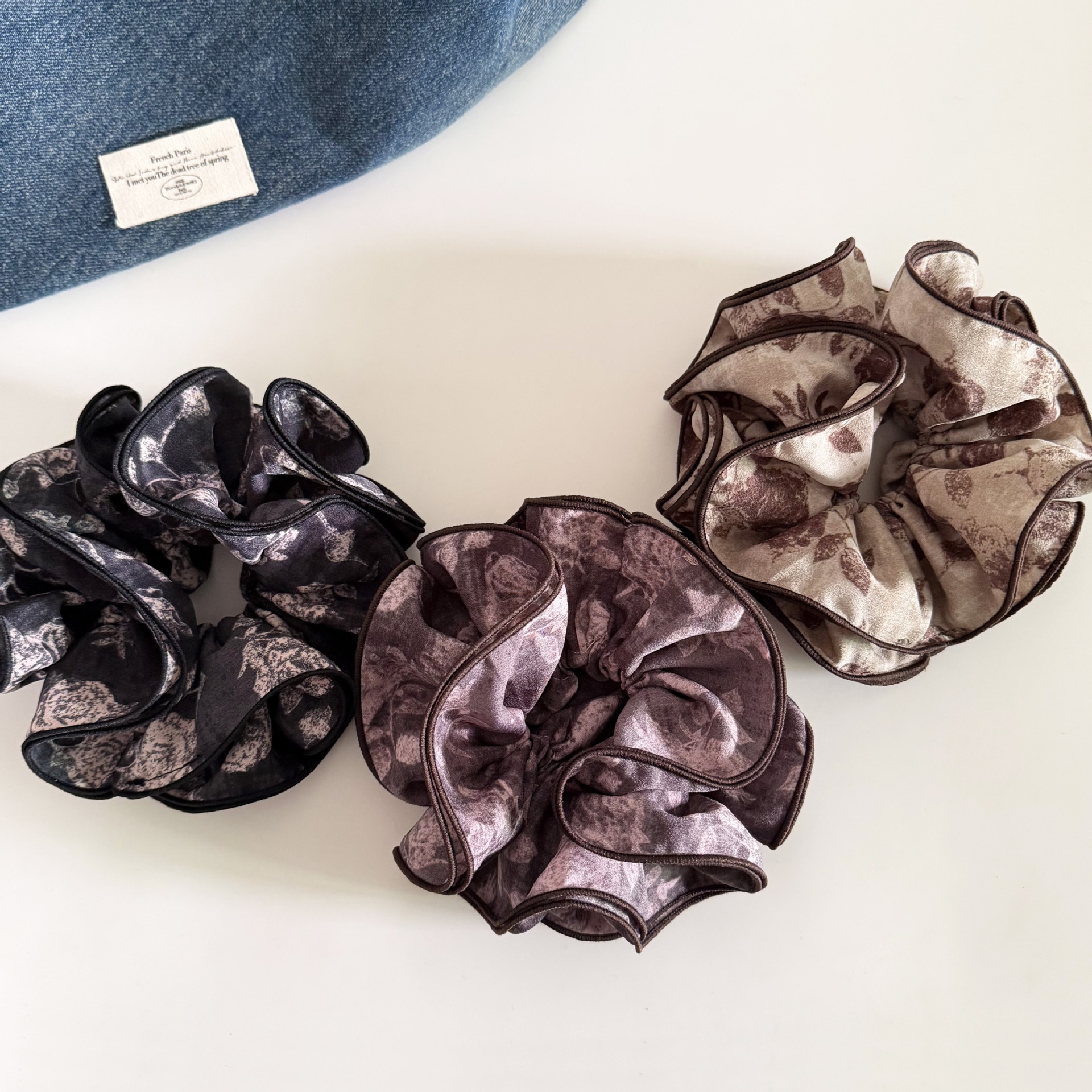 Women's French Retro Fabric Elastic Bun Hair Accessory Rose Print