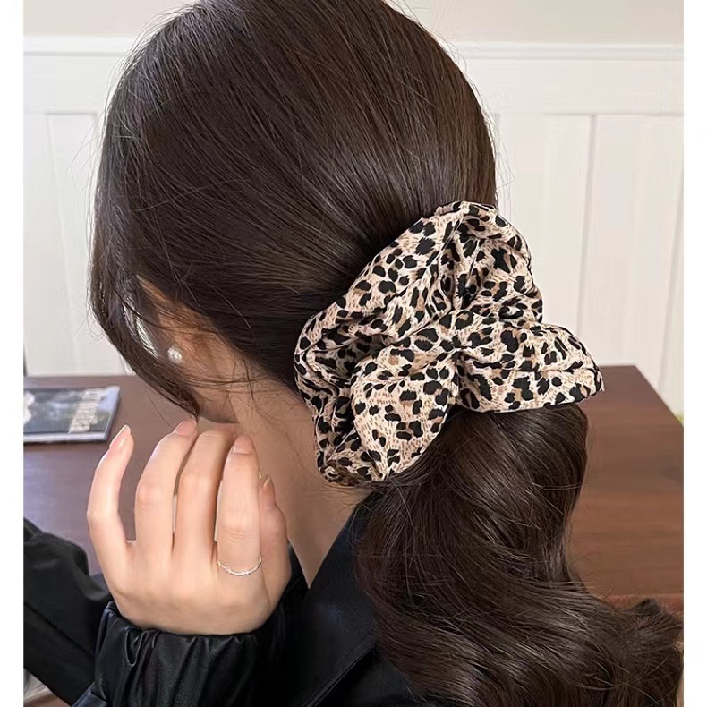 Women's Artistic Roman Style Daily Hair Tie Irregular Pattern