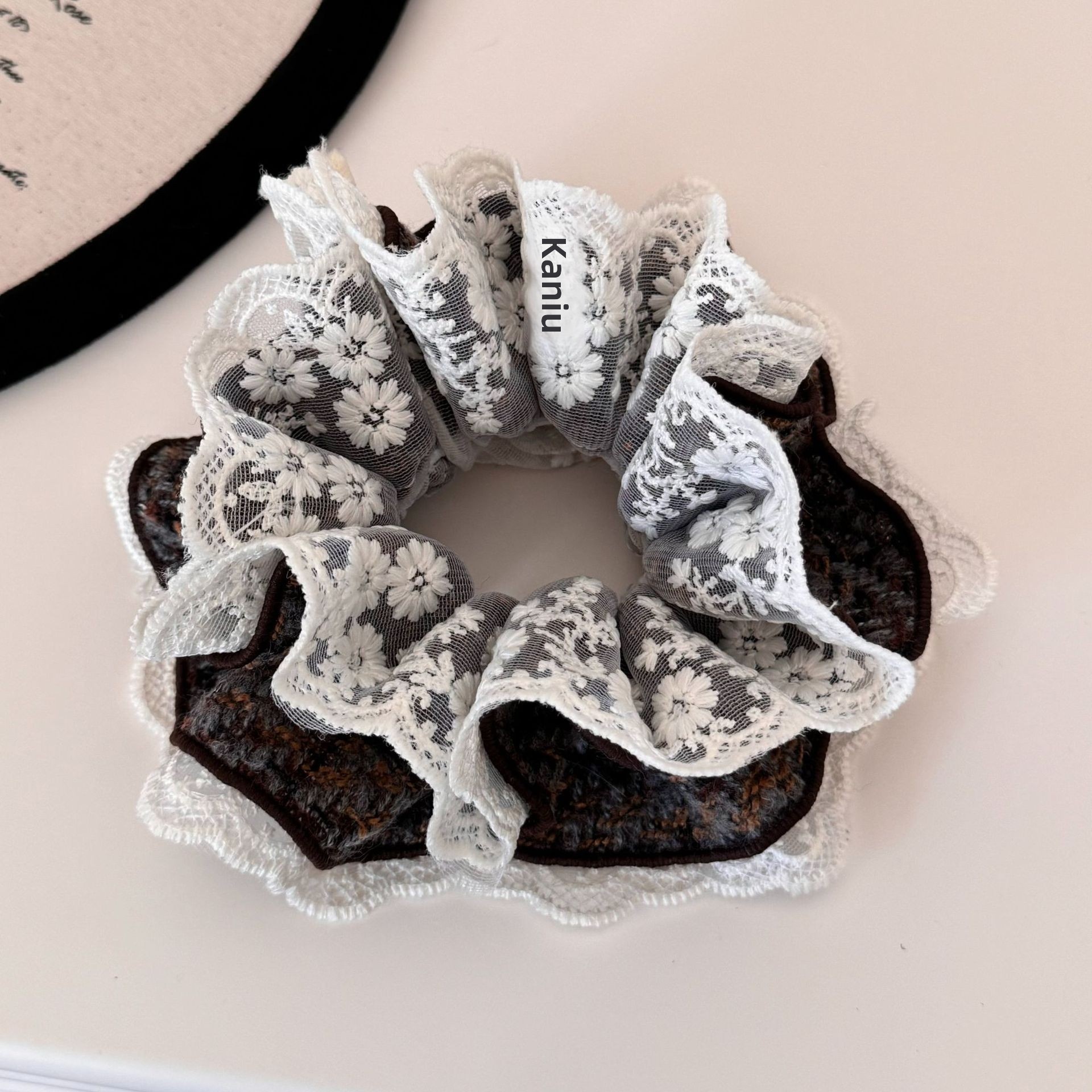 Women's All Season Cloth Hair Tie Scrunchies Lace Floral Dot Pattern