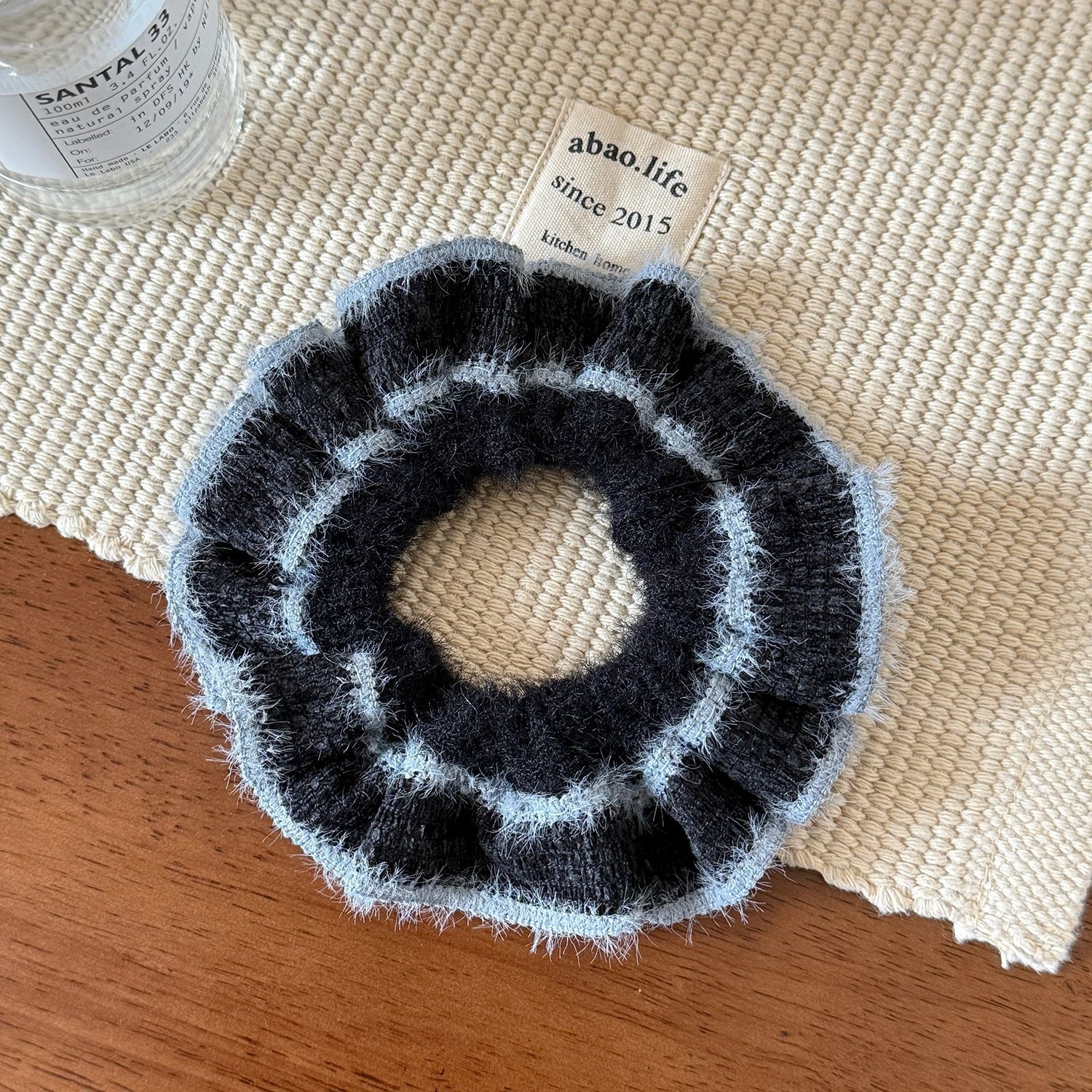 Girls Autumn Winter Hand Knitted Plush Scrunchie Sweet Fashion Hair Tie