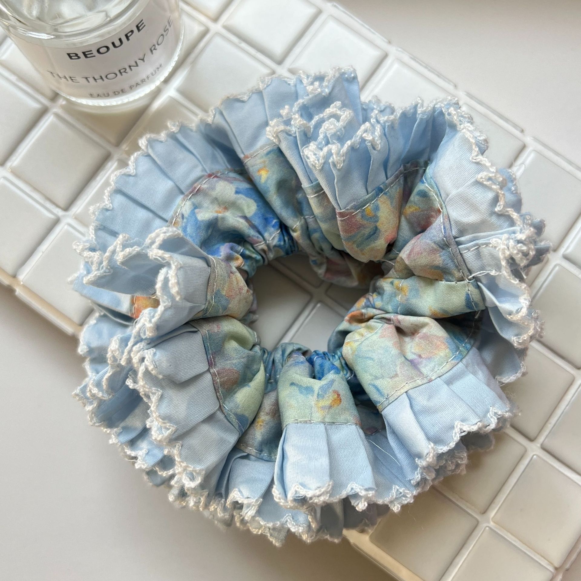 Women's Soft Cloth Hair Scrunchie Pastoral Floral Pattern Design