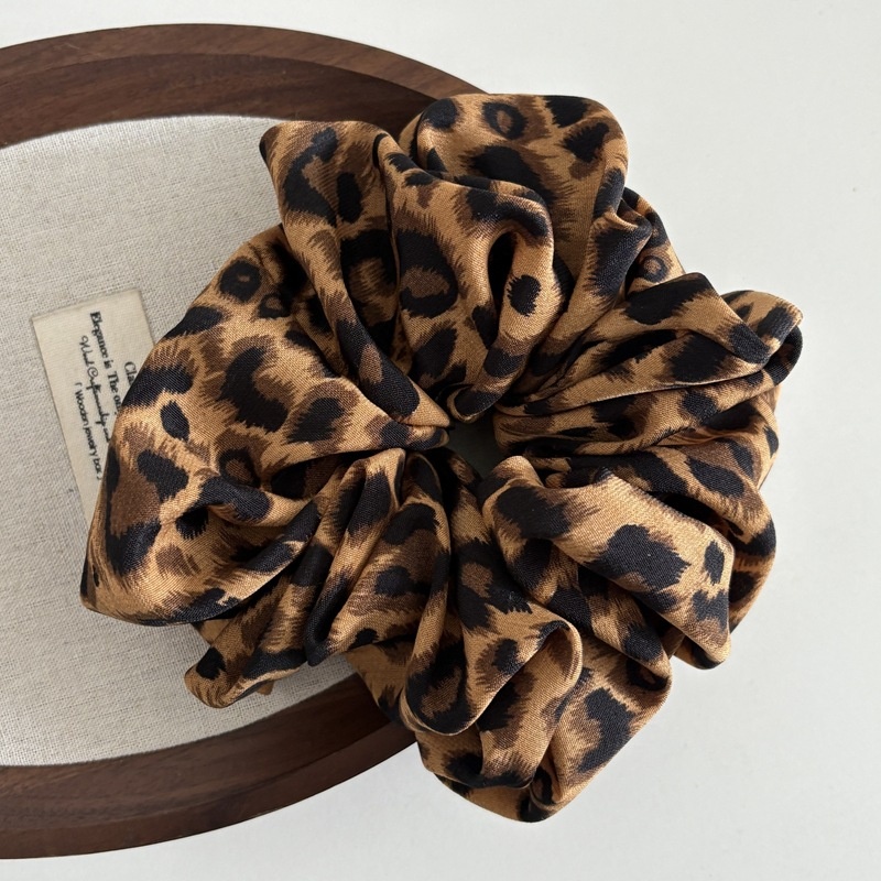 Women's Lazy Hair Bun Maker Cloth Elastic Headband Vintage Leopard Print