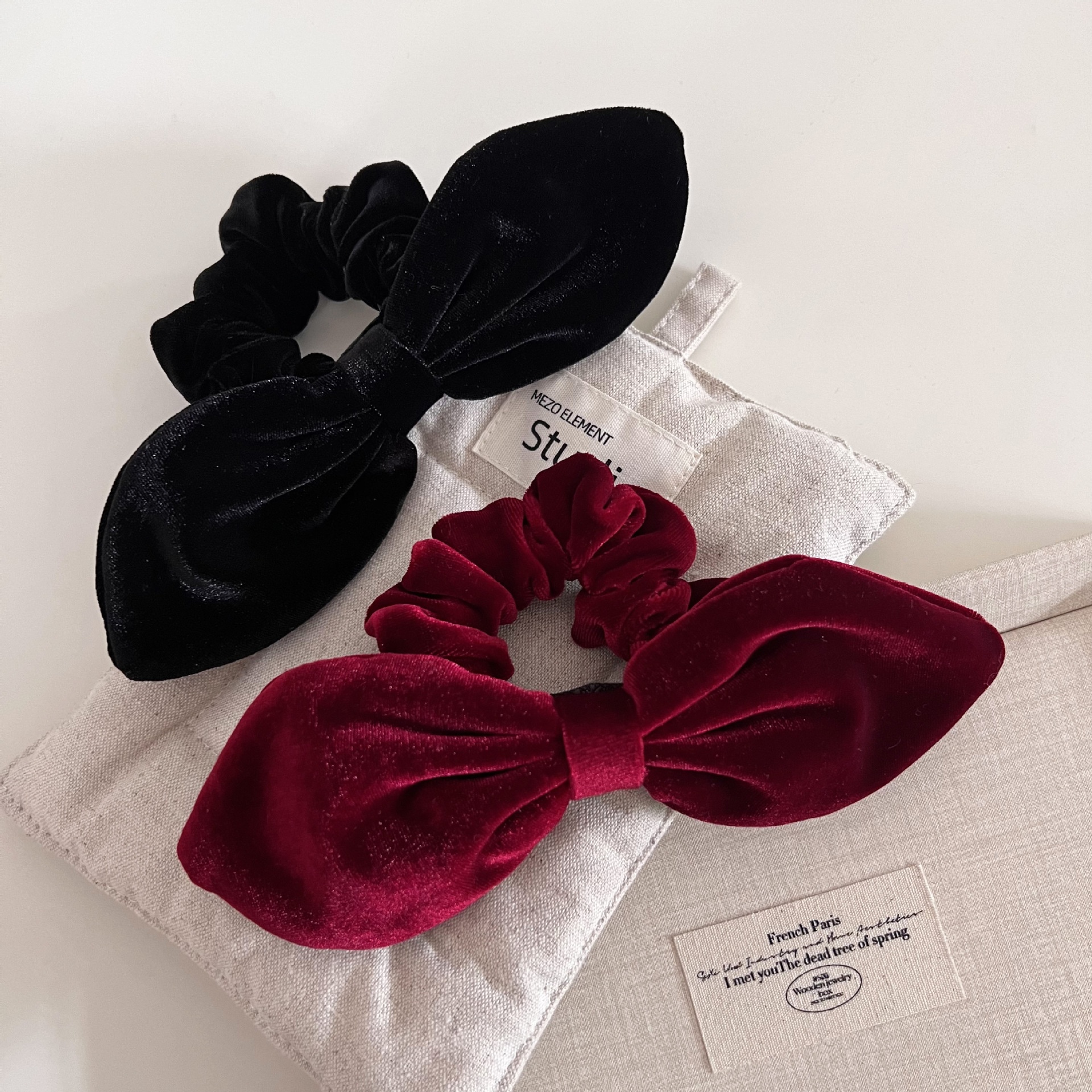 Women's Elegant Velvet Bowknot Ponytail Hair Tie Solid Red Black
