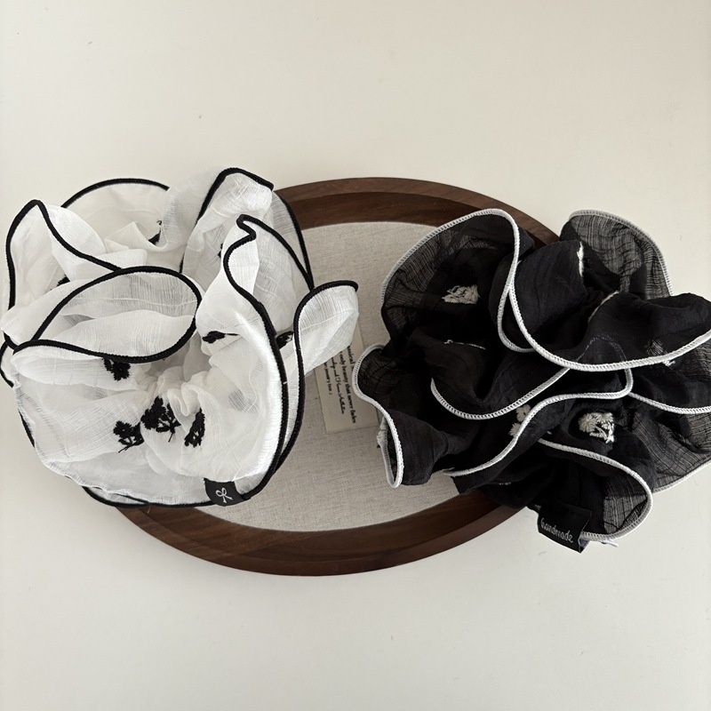 Women's Spring French Hair Tie Black Cloth With Floral Embroidery