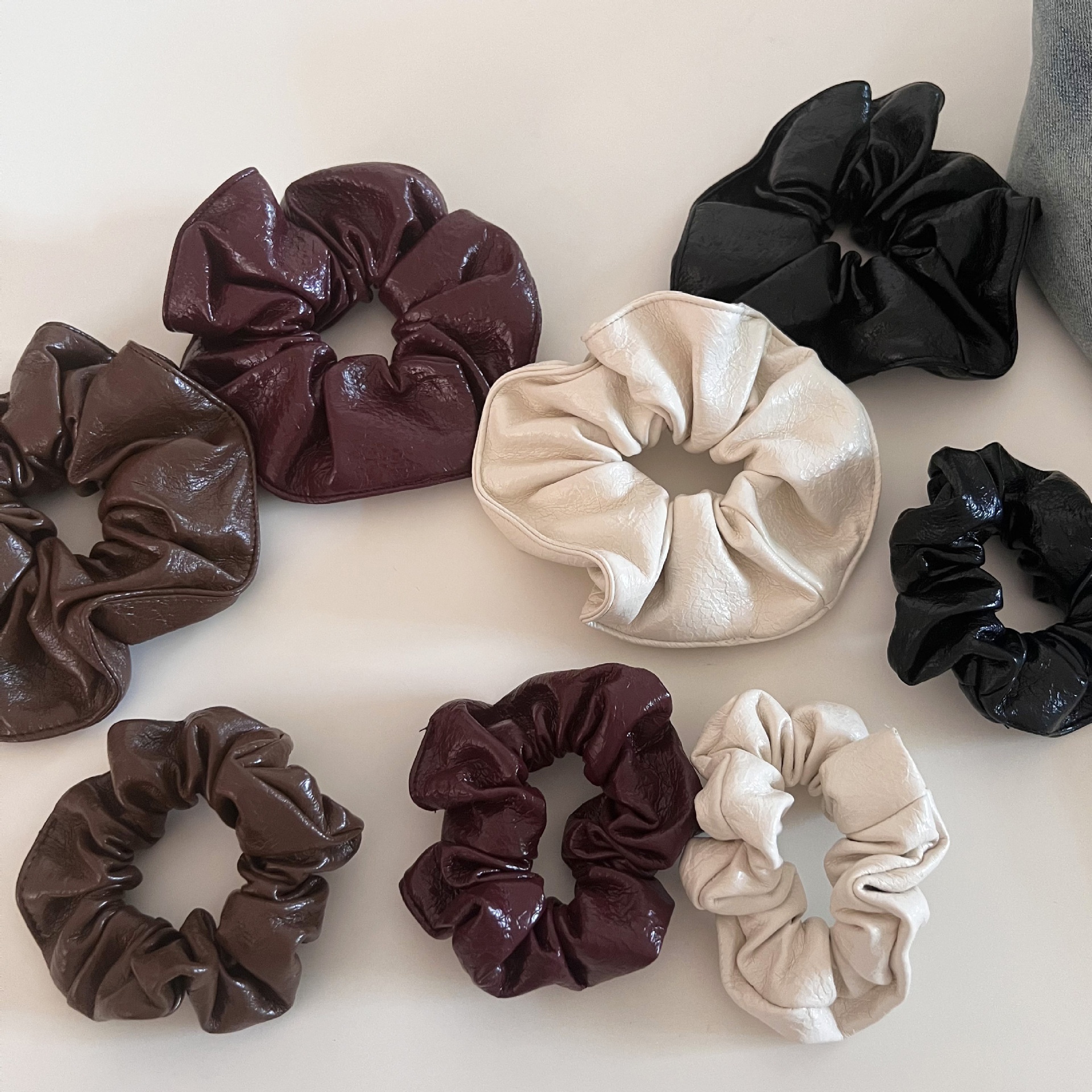 Women's Retro PU Leather Low Bun Hair Tie Autumn Winter Solid Color