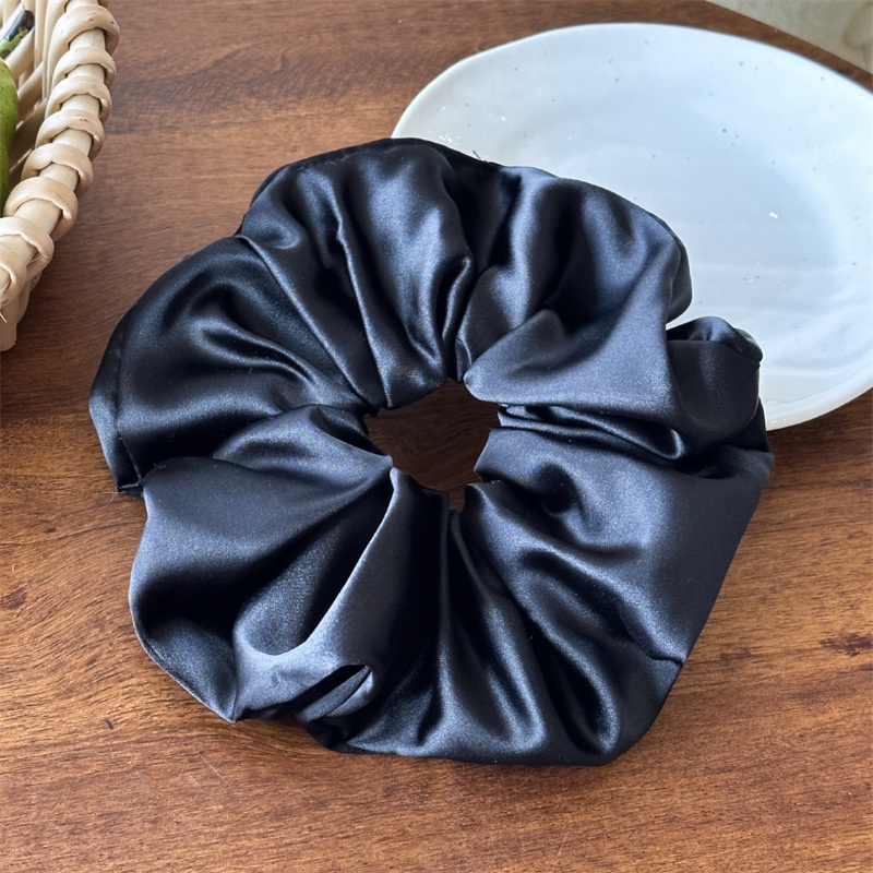 Women's Elegant Satin Scrunchie Hair Tie Casual Holiday Solid Color