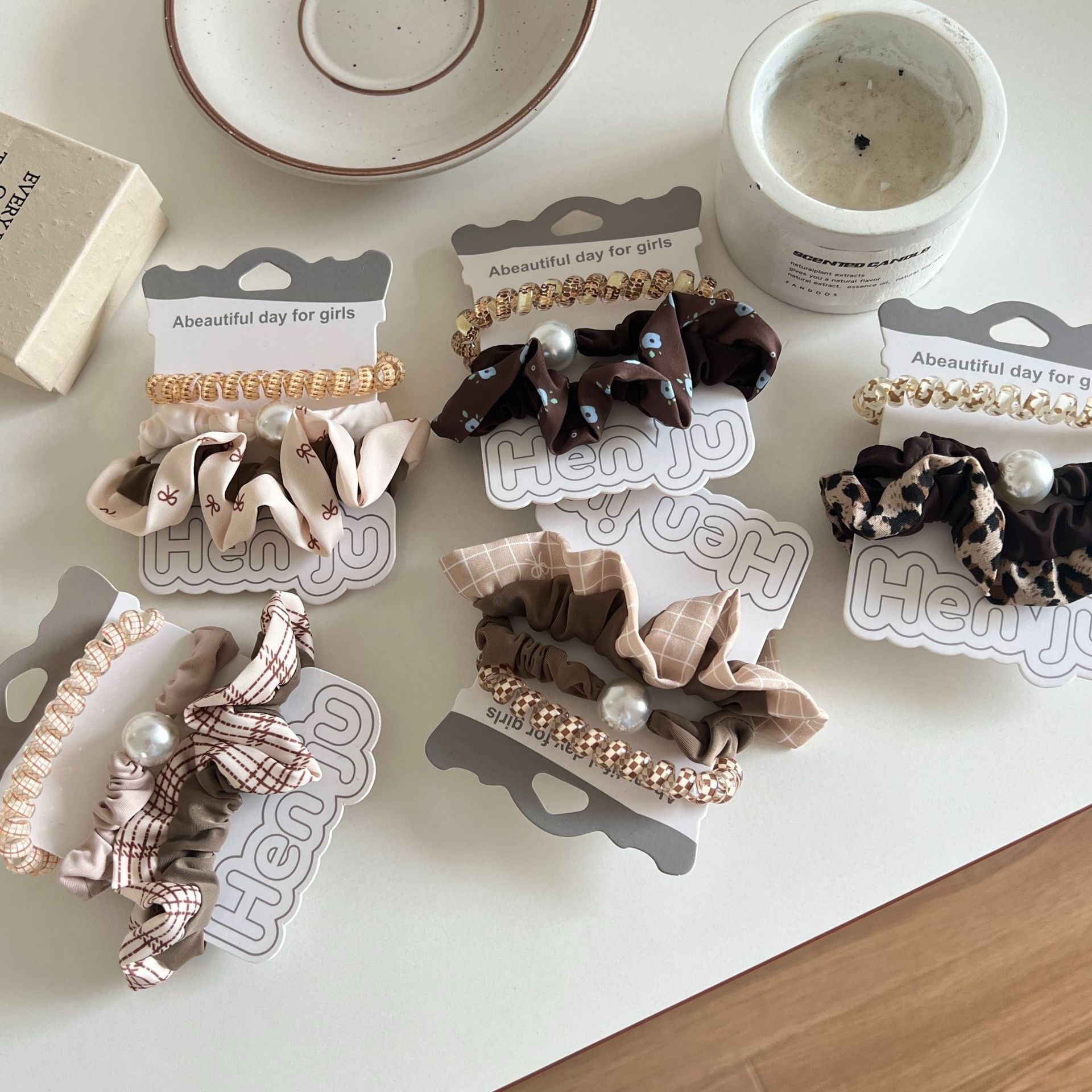 Women's Fabric Ponytail Hair Ties Vintage Leopard Print Pearl Ruffles