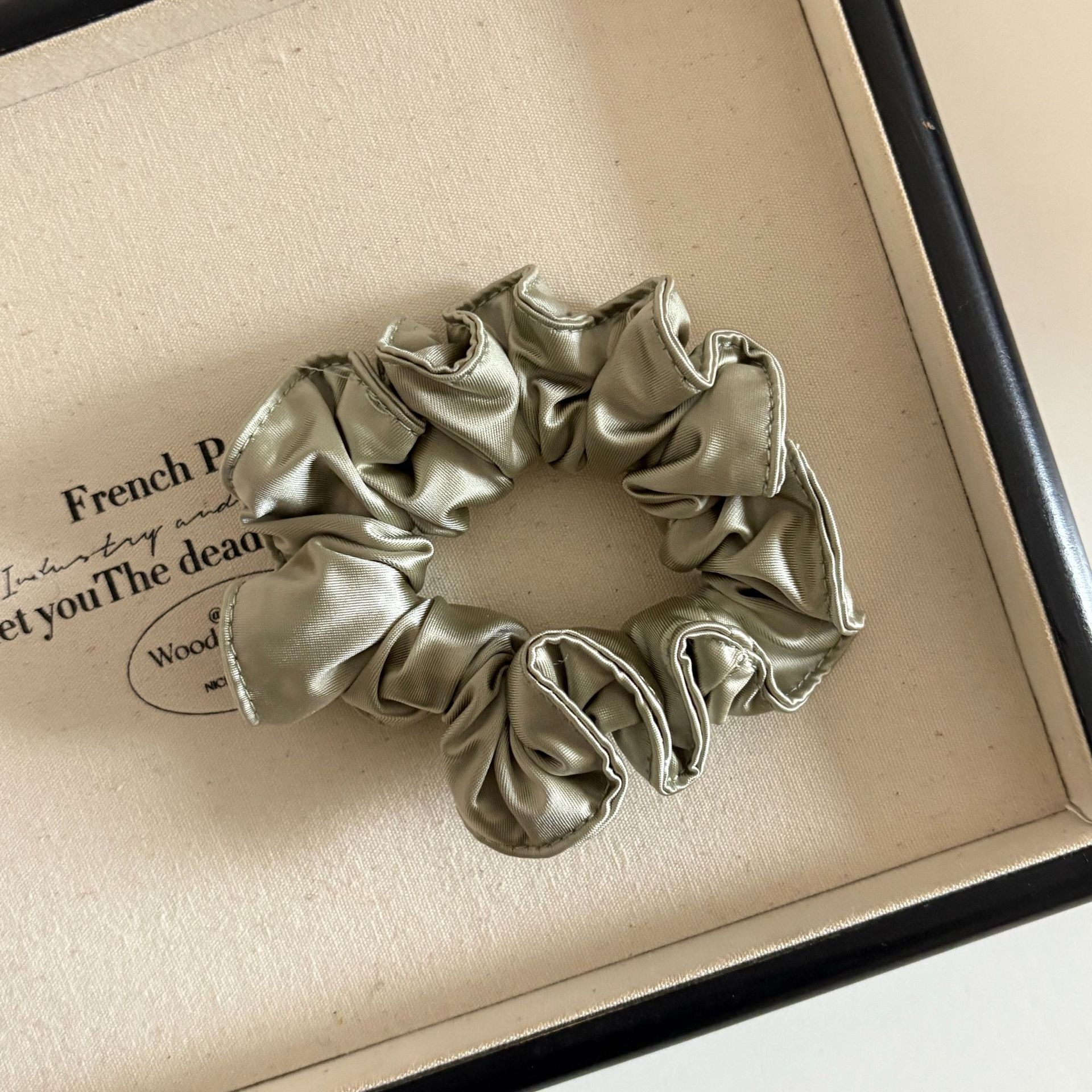 Women's Chic Satin Hair Tie Scrunchie, Elegant Solid Color Hair Accessory