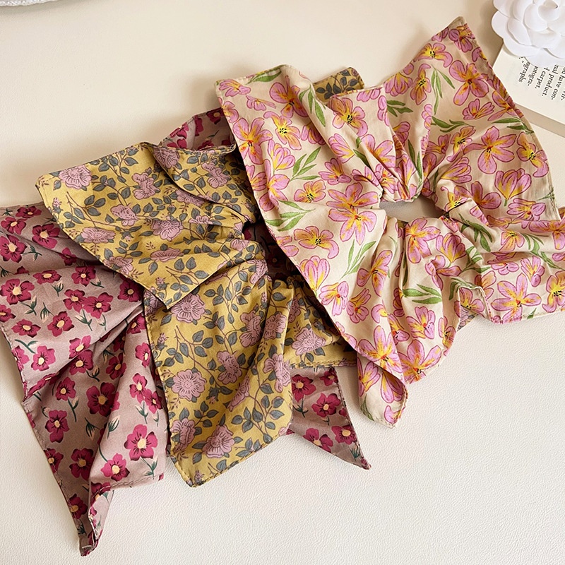 Women's Soft Cloth Hair Scrunchie Pastoral Floral Pattern Design