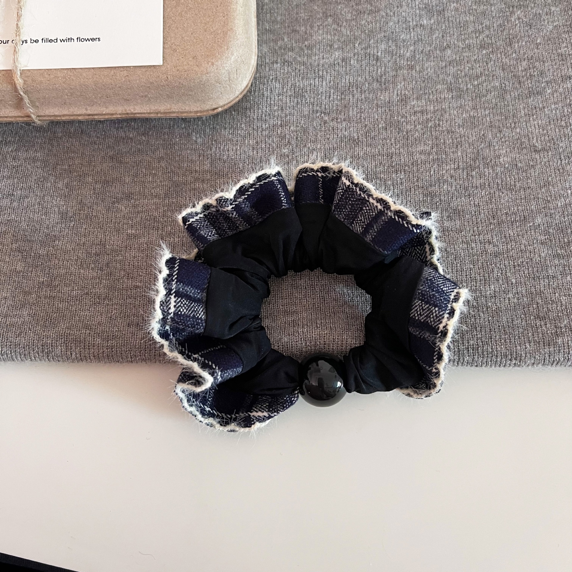 Women's All Season Cloth Hair Scrunchies Classic Checkered Plaid