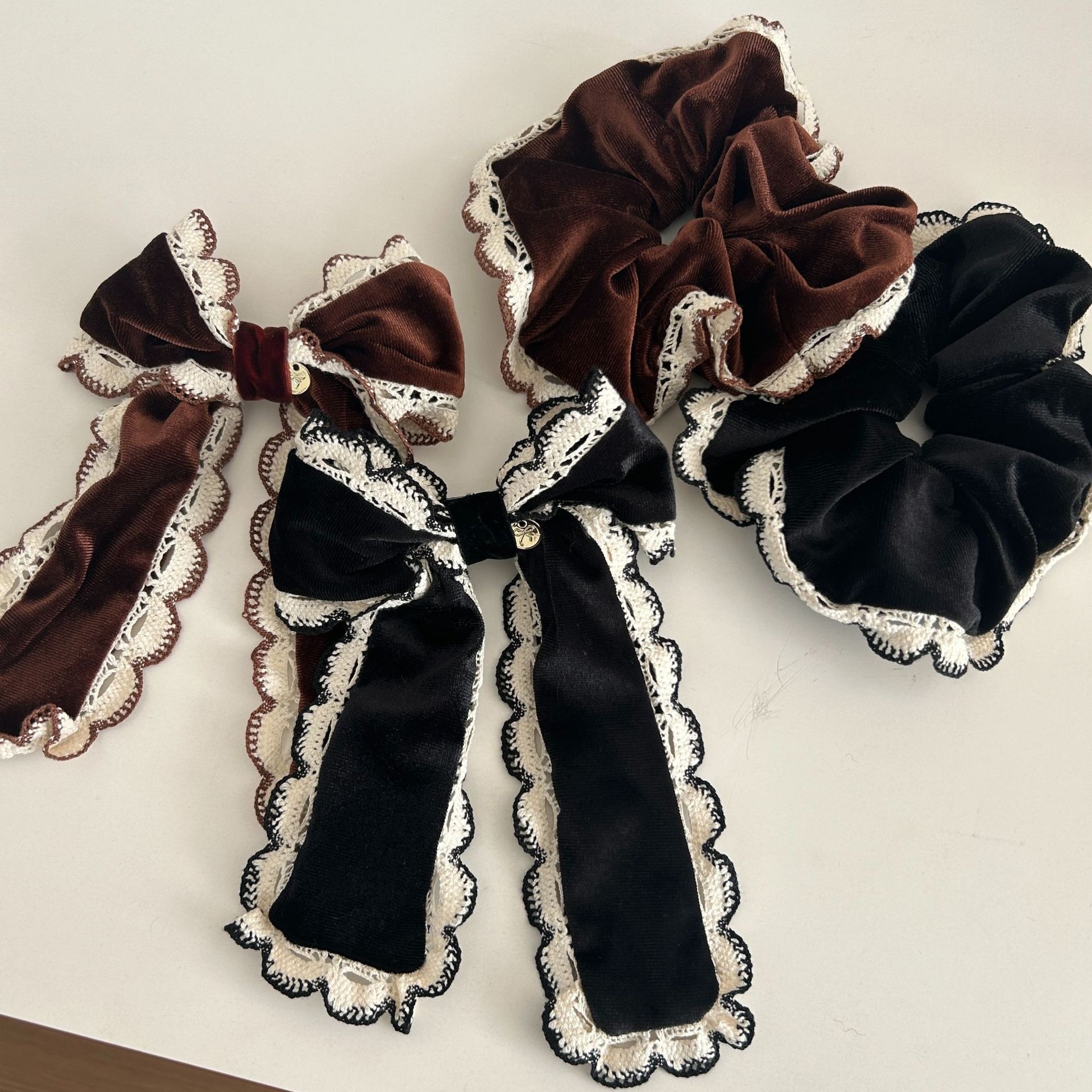 Women's French Vintage Velvet Lace Bowknot Elastic Hairband Coffee Black