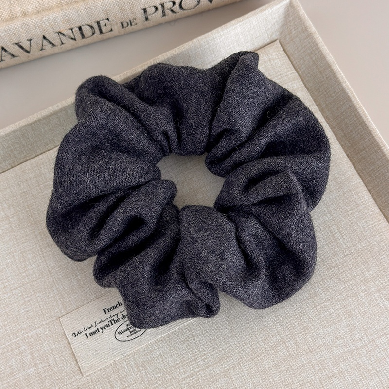 Women's Large Soft Knitted Scrunchie Romantic Solid Color Winter Hair Tie