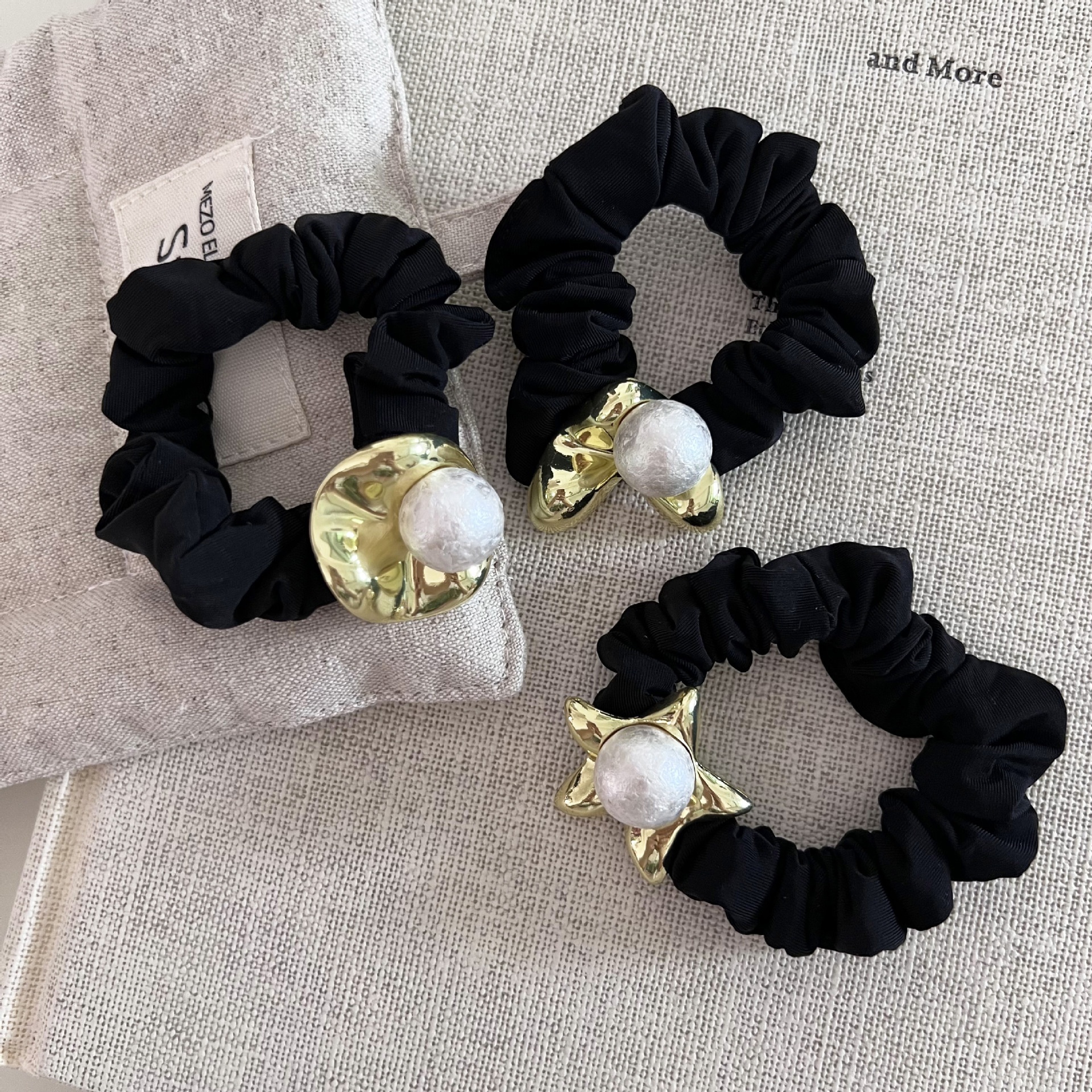 Women's High Elastic Pearl Bun Styling Hair Ring Black Star Heart