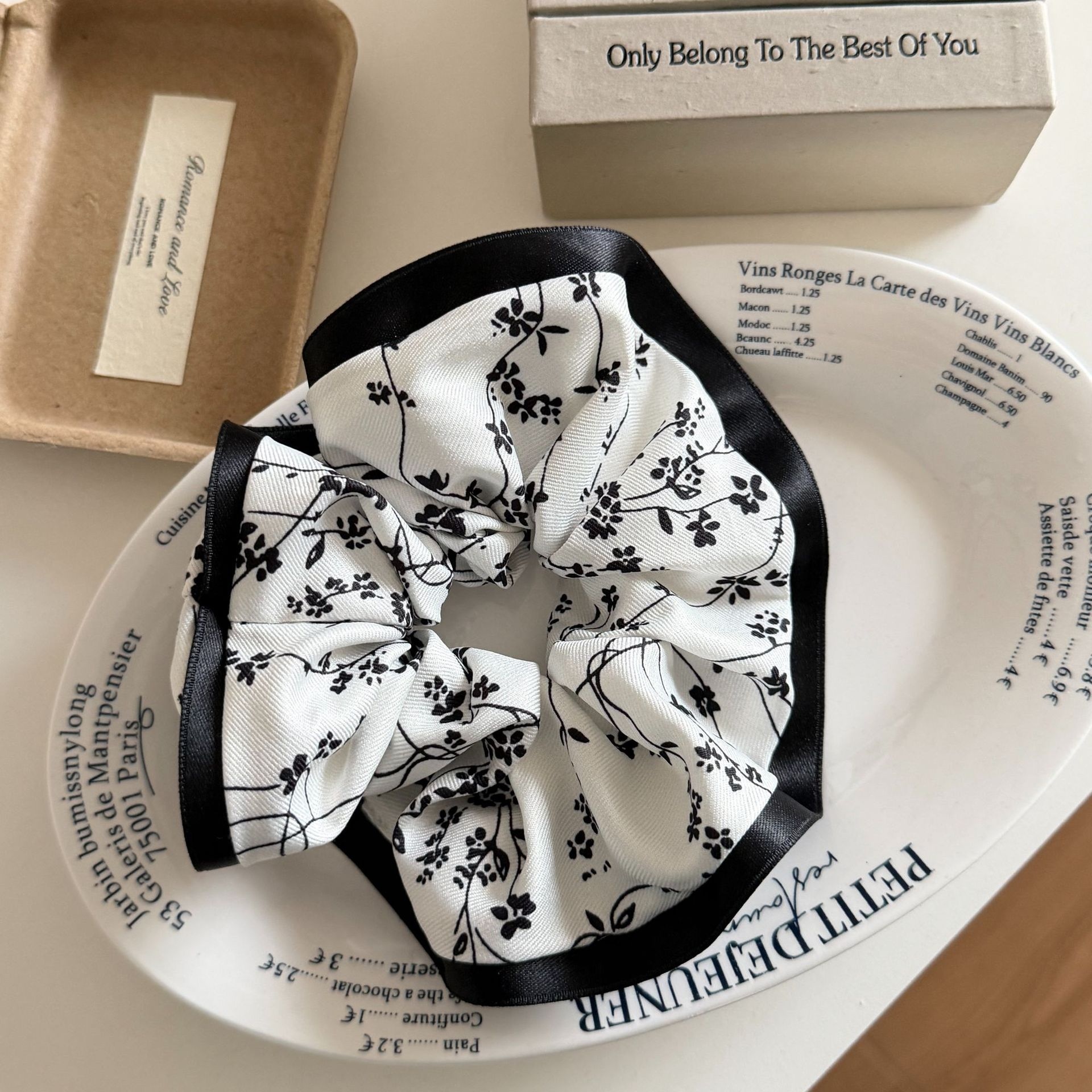 Women's Retro Water-Media Flower Hair Ties Elegant Minimalist Cloth Hair Bands