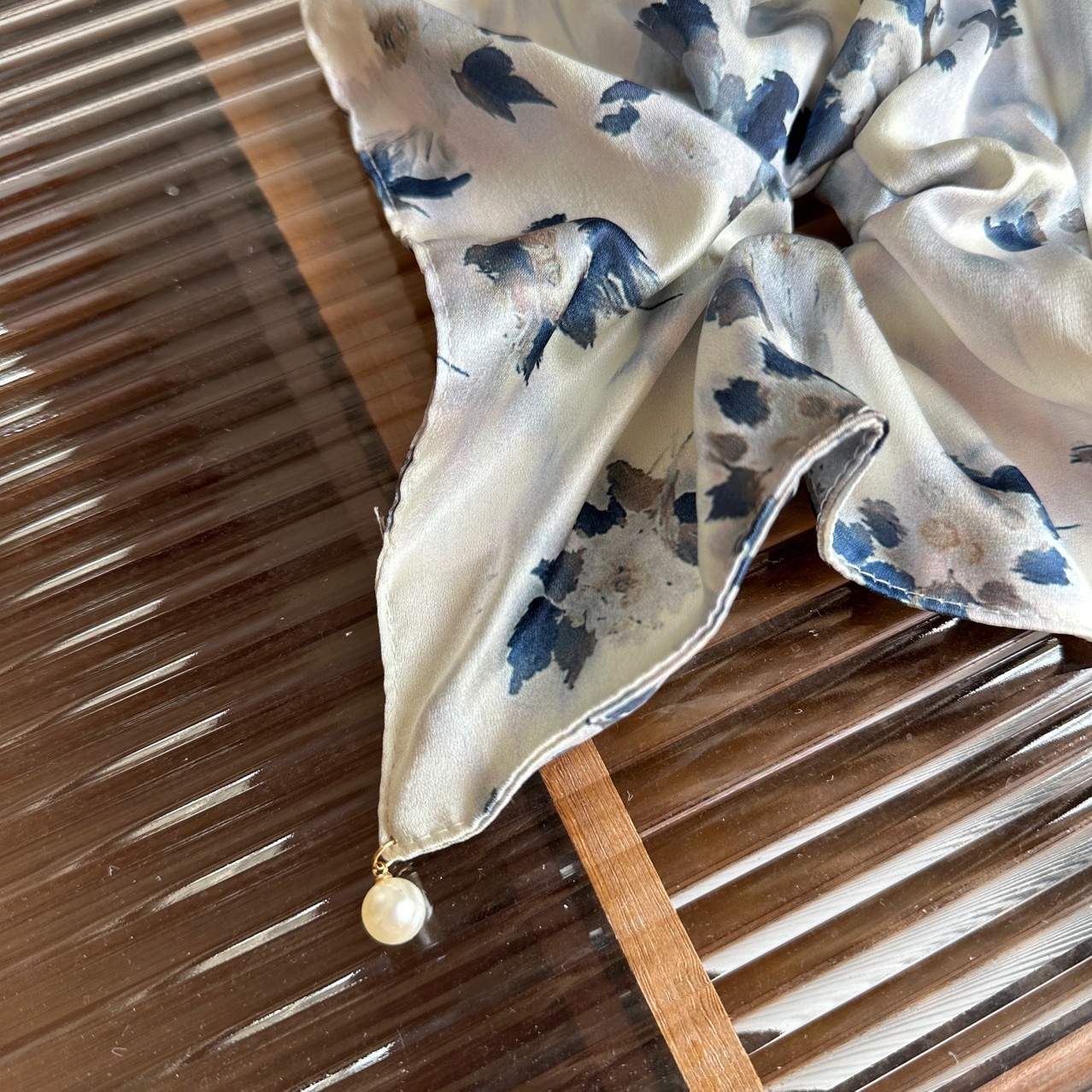 Women's Summer Cloth Hair Tie with Pearls French Tie Dye Ink Painting