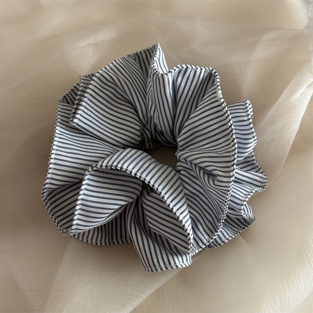 Women's Summer Cloth Scrunchie Hair Tie In White & Blue Stripe