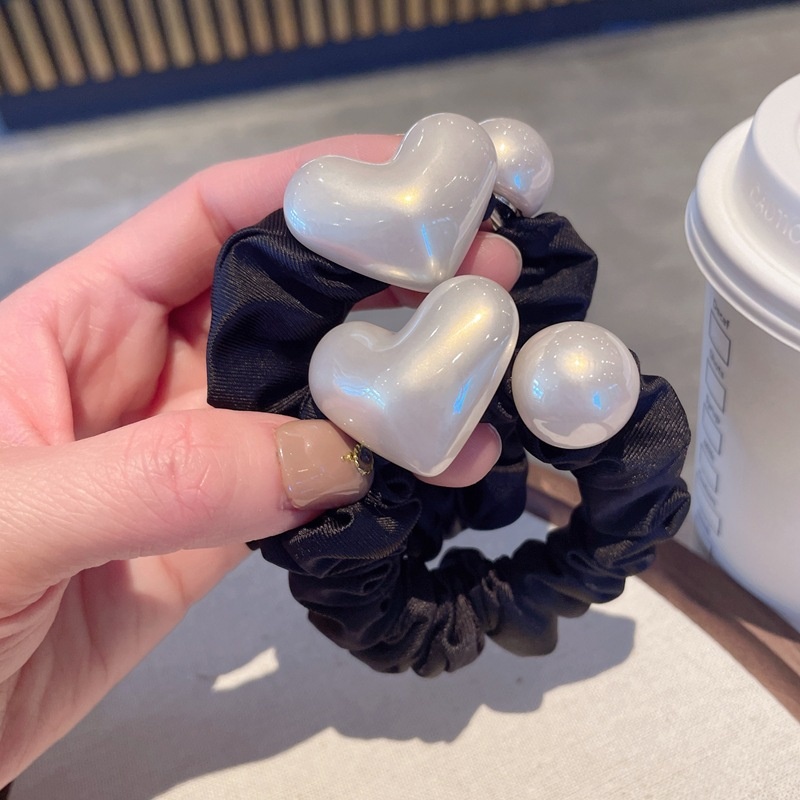 Women's Spring Sweet Cloth Pearl Hair Tie Black & White Heart Pattern