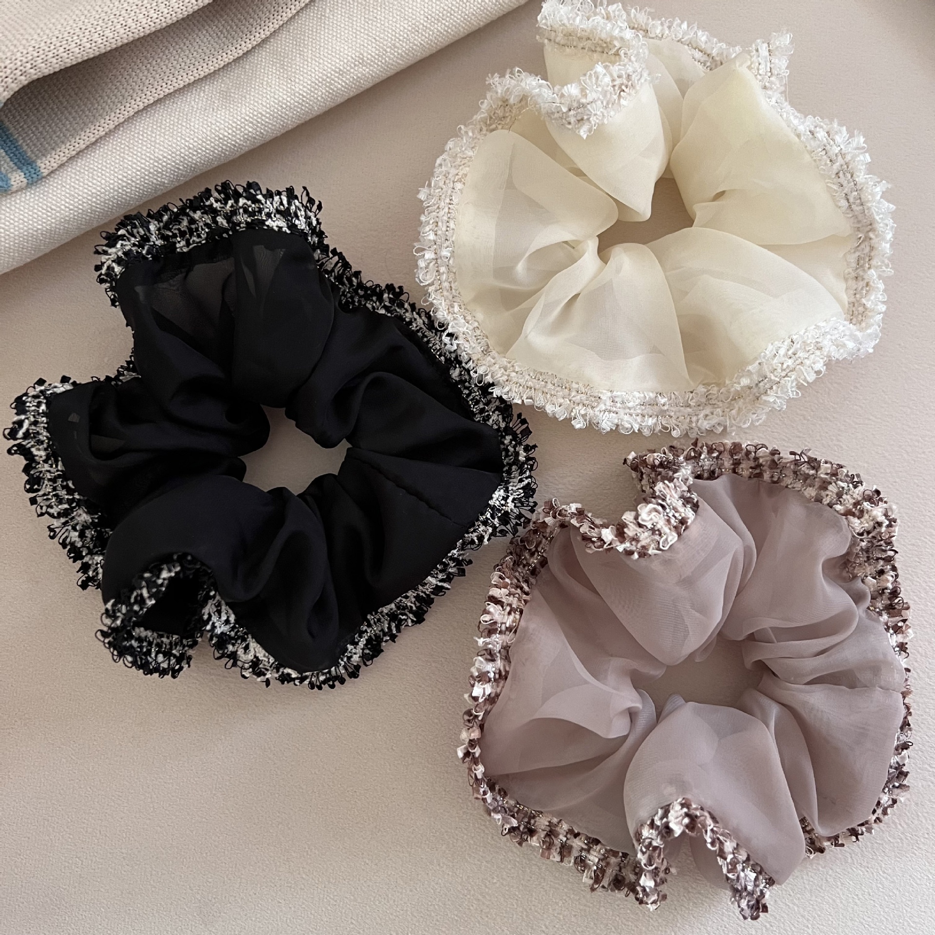 Women's Lazy Organza Low Bun Hair Tie Tassel Beige Pink Black