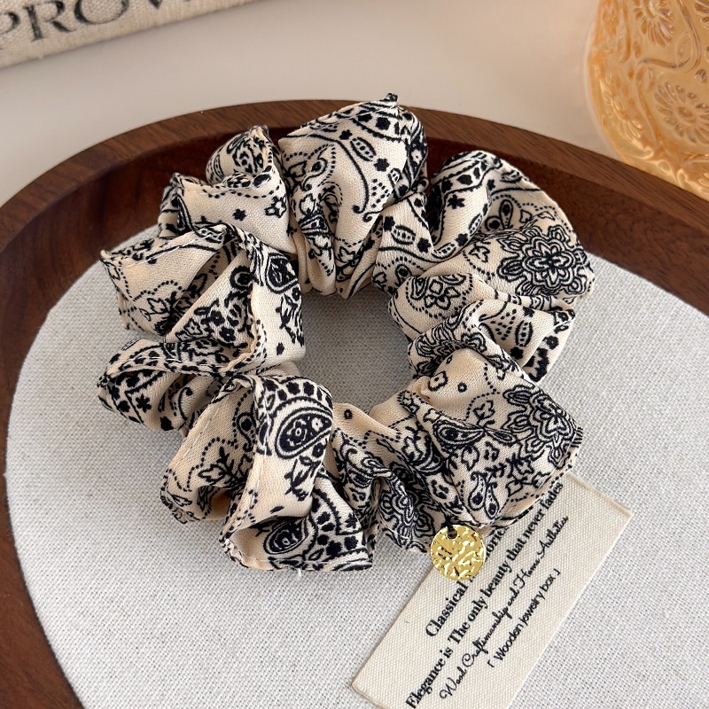 Women's Casual Cloth Scrunchie Ponytail Holder Vintage Paisley Print