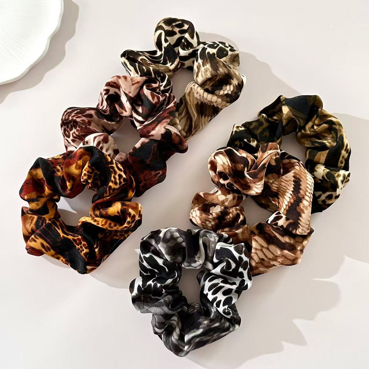 Women's Retro Snakeskin Large Elastic Hairband Fabric Hair Tie Accessory