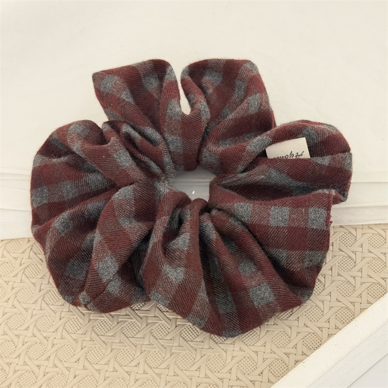 Women's Everyday Cloth Scrunchie Hair Tie Vintage Checkered Plaid