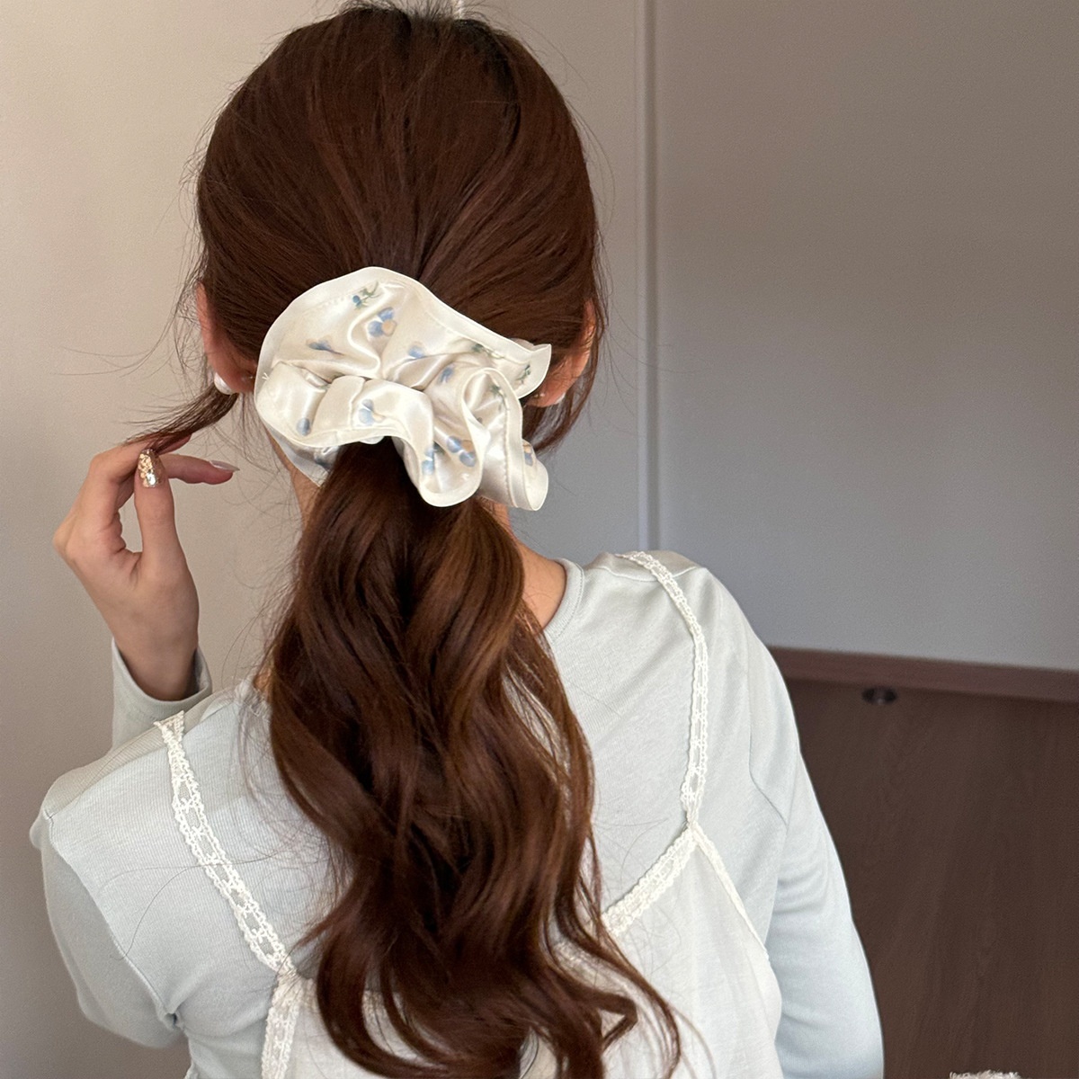 Women's Sweet Daily Satin Hair Tie Scrunchie Blue Flower Print