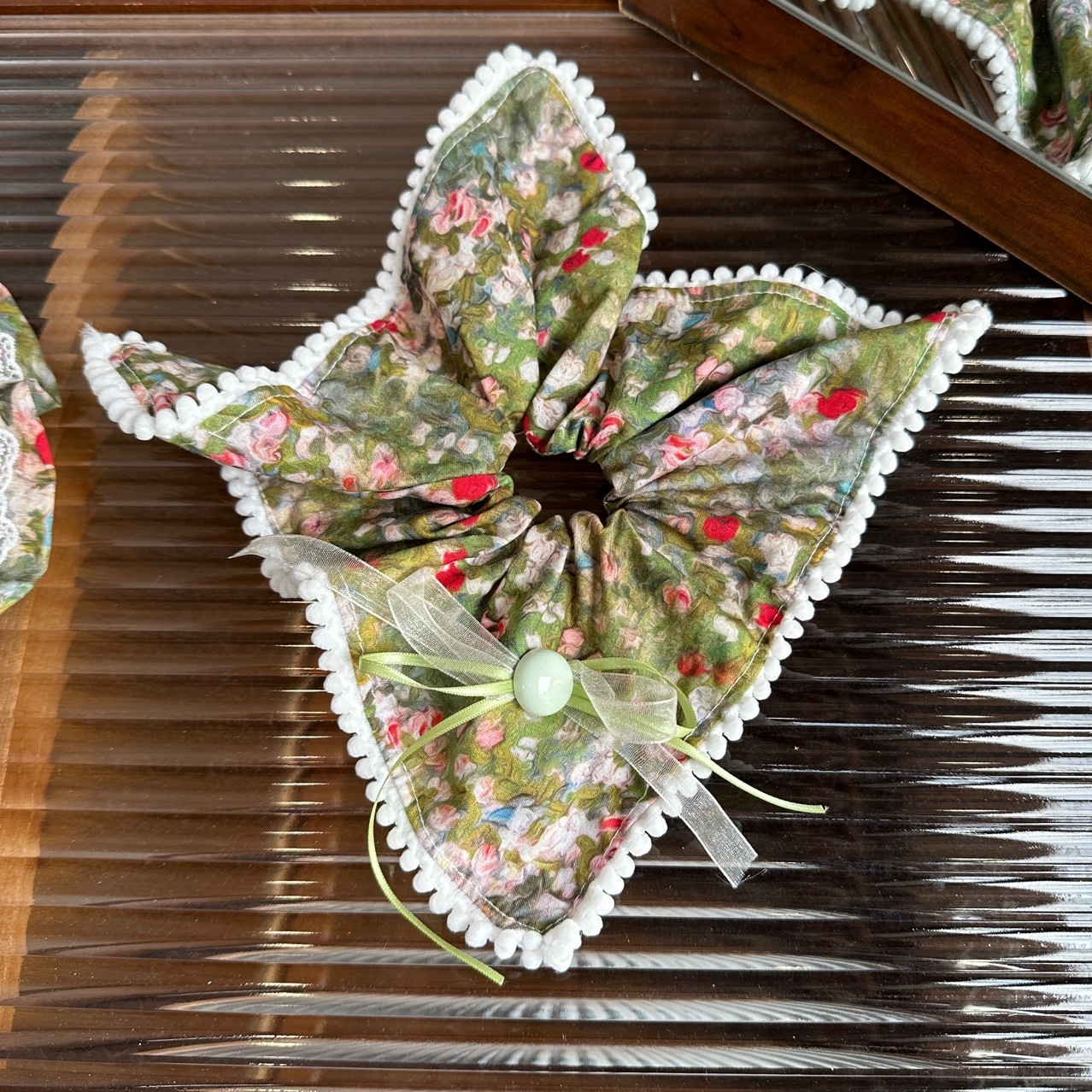 Women's Sweet Spring Cloth Hair Tie Green Ditsy Floral Lace Bow Knot