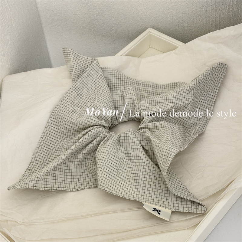 Women's Spring Fabric Hair Scrunchie Retro Black And White Plaid