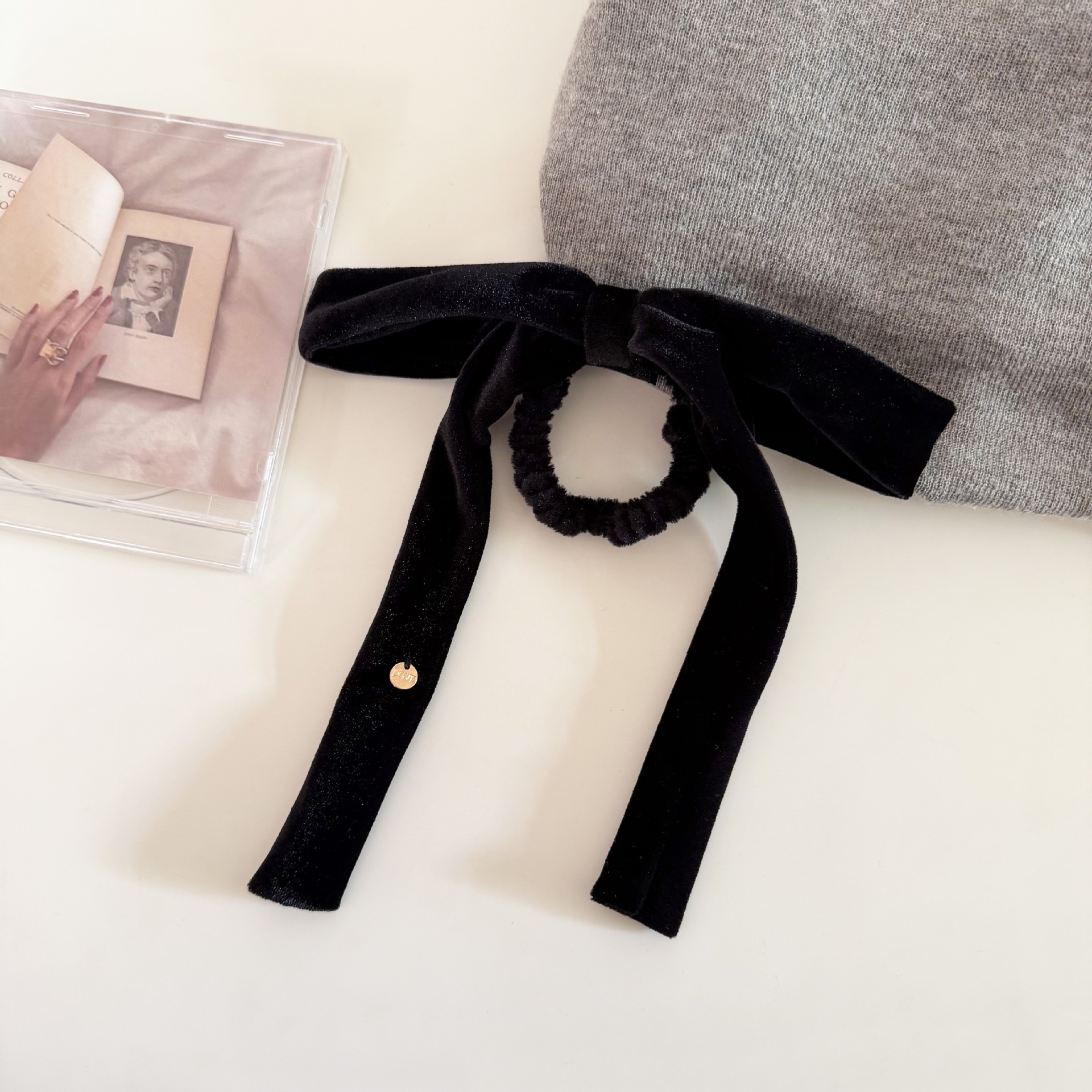 Women Fashionable Velvet Low Ponytail Holder Hair Tie Bow Knot