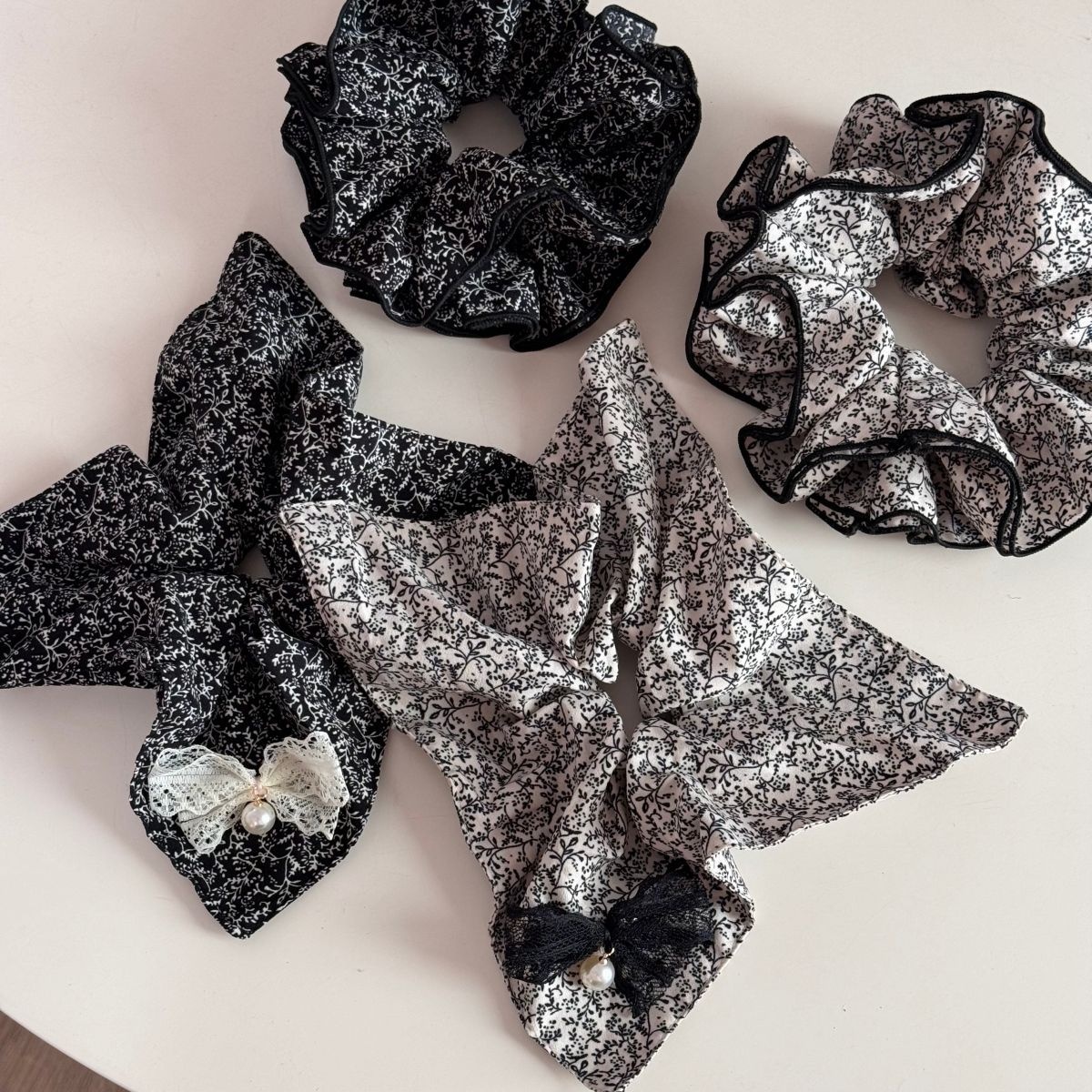 Women's Elegant Ditsy Floral Cloth Square Scarf Headband Autumn Winter