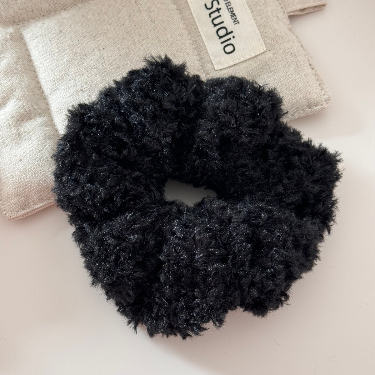 Women's Large Plush Fabric Autumn Winter Hair Ties Solid Color