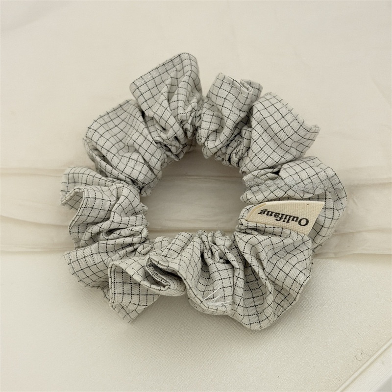 Women's Soft Cloth Hair Styling Scrunchies Black And White Checkered