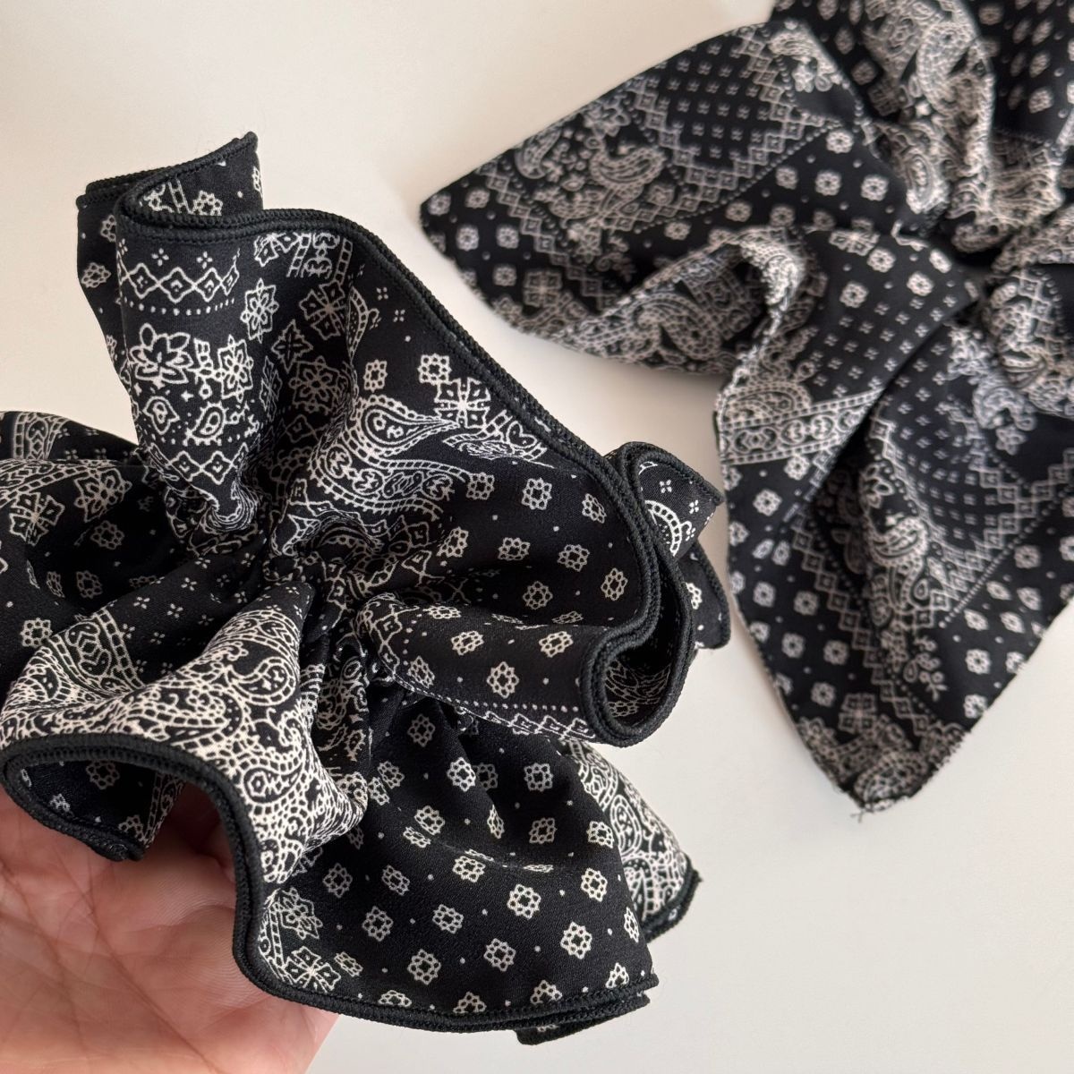 Women's Daily Cloth Volume Pleated Hair Tie Vintage Paisley Floral Print