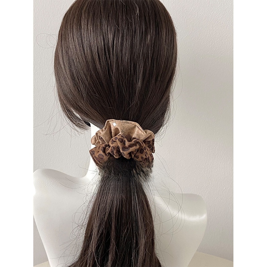 Women's Stylish Retro Cloth Hair Tie Scrunchie Classic Leopard Print