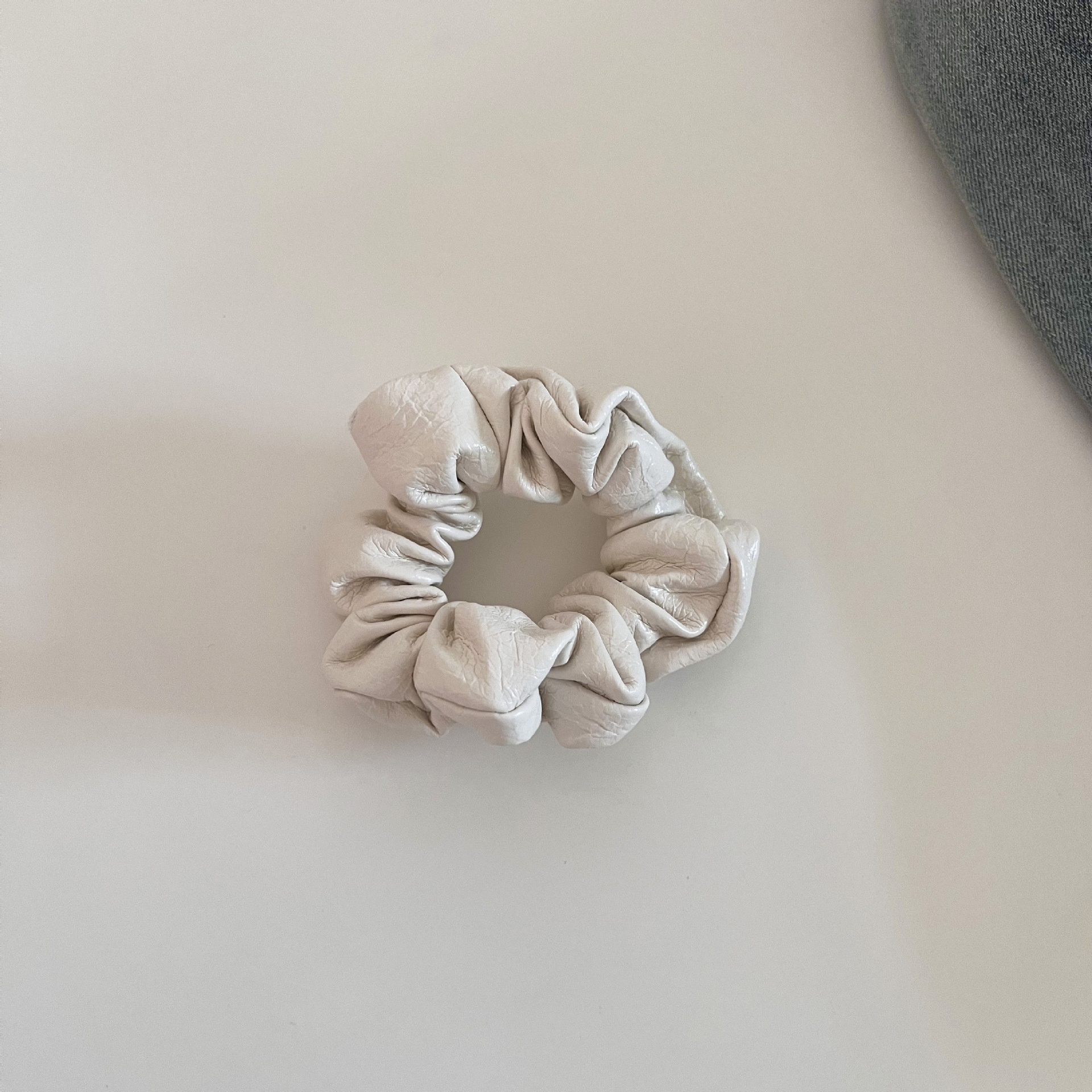 Women's Retro PU Leather Low Bun Hair Tie Autumn Winter Solid Color